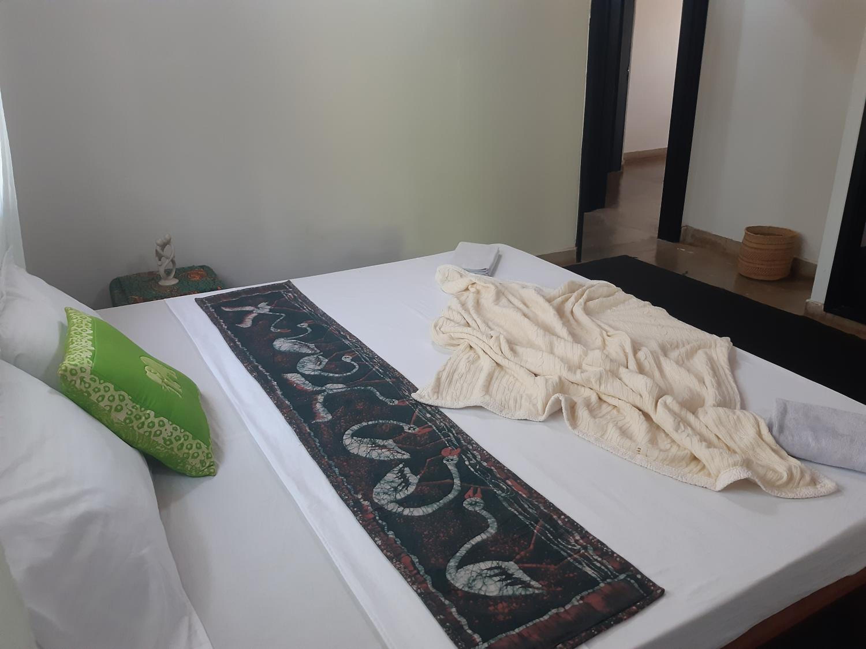 Large Single Room photo 3