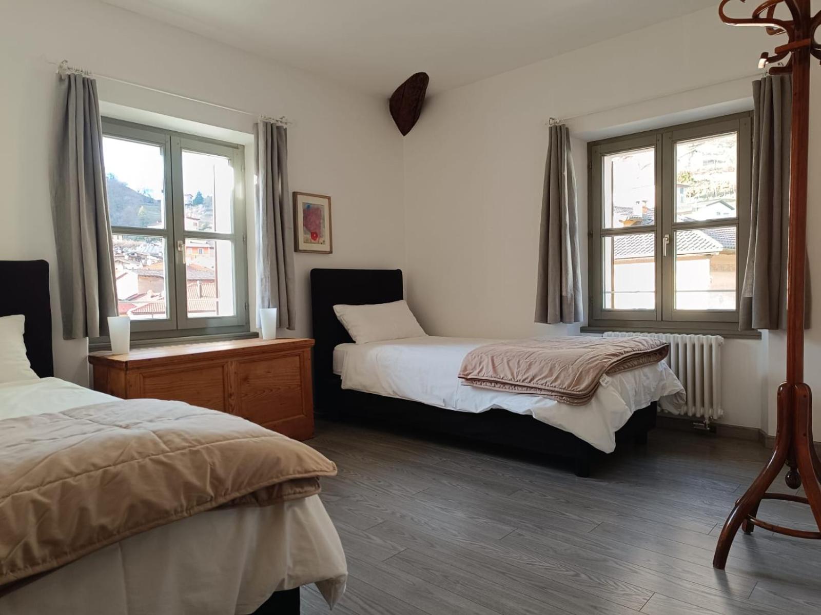 Twin Room with Mountain View