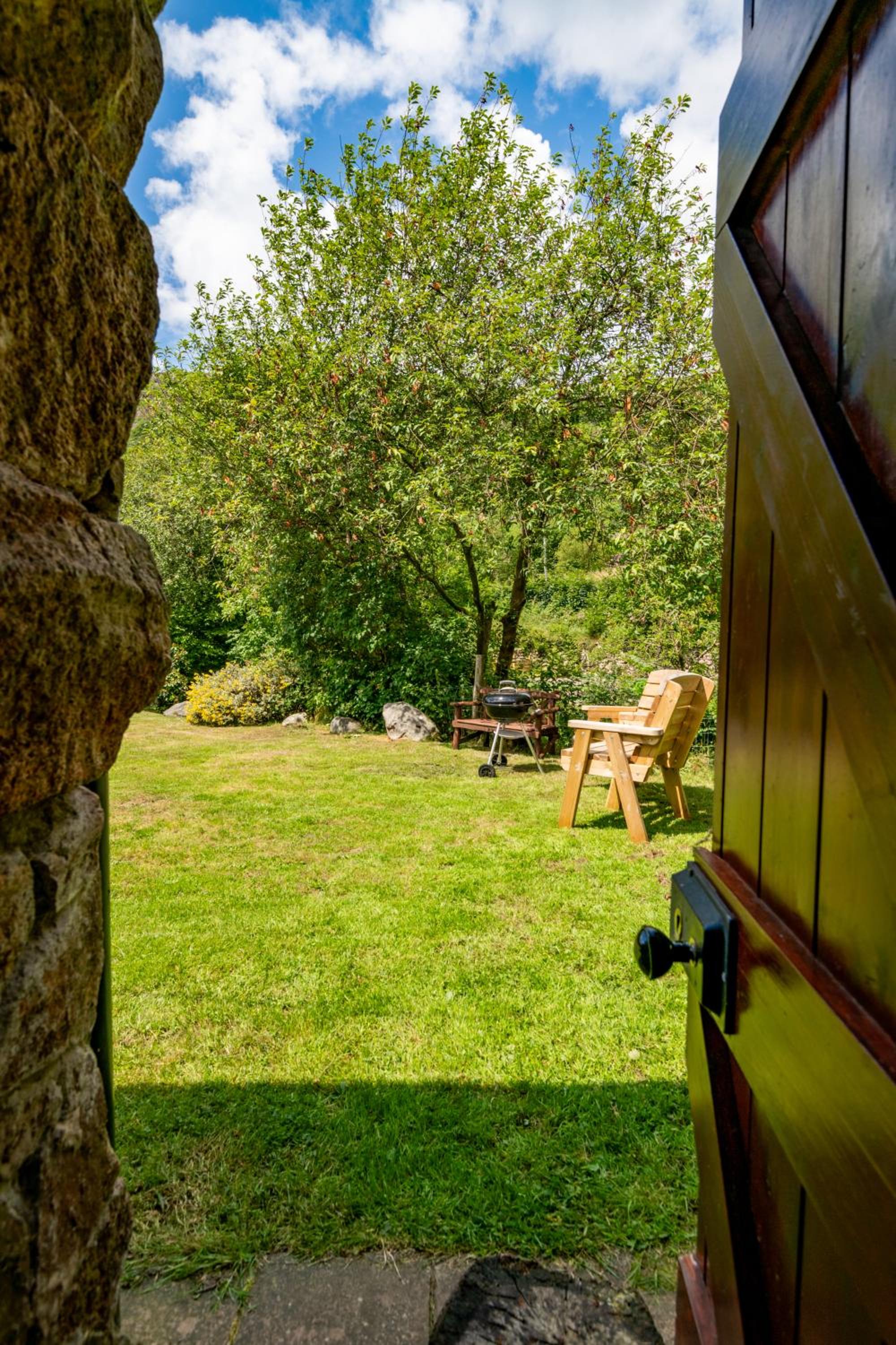 One-Bedroom Cottage - Whillan Beck - Photo 42