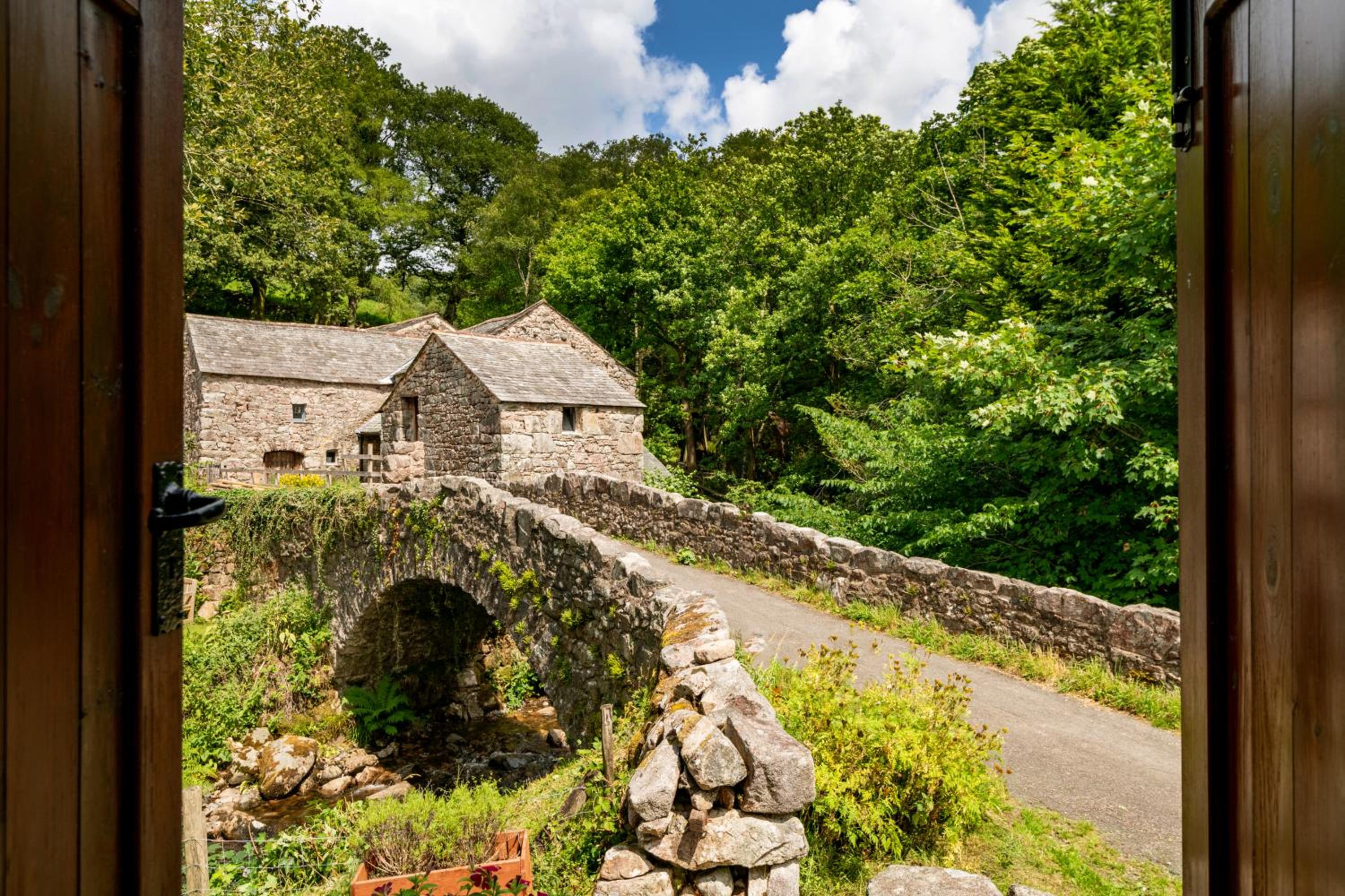 One-Bedroom Cottage - Whillan Beck - Photo 43