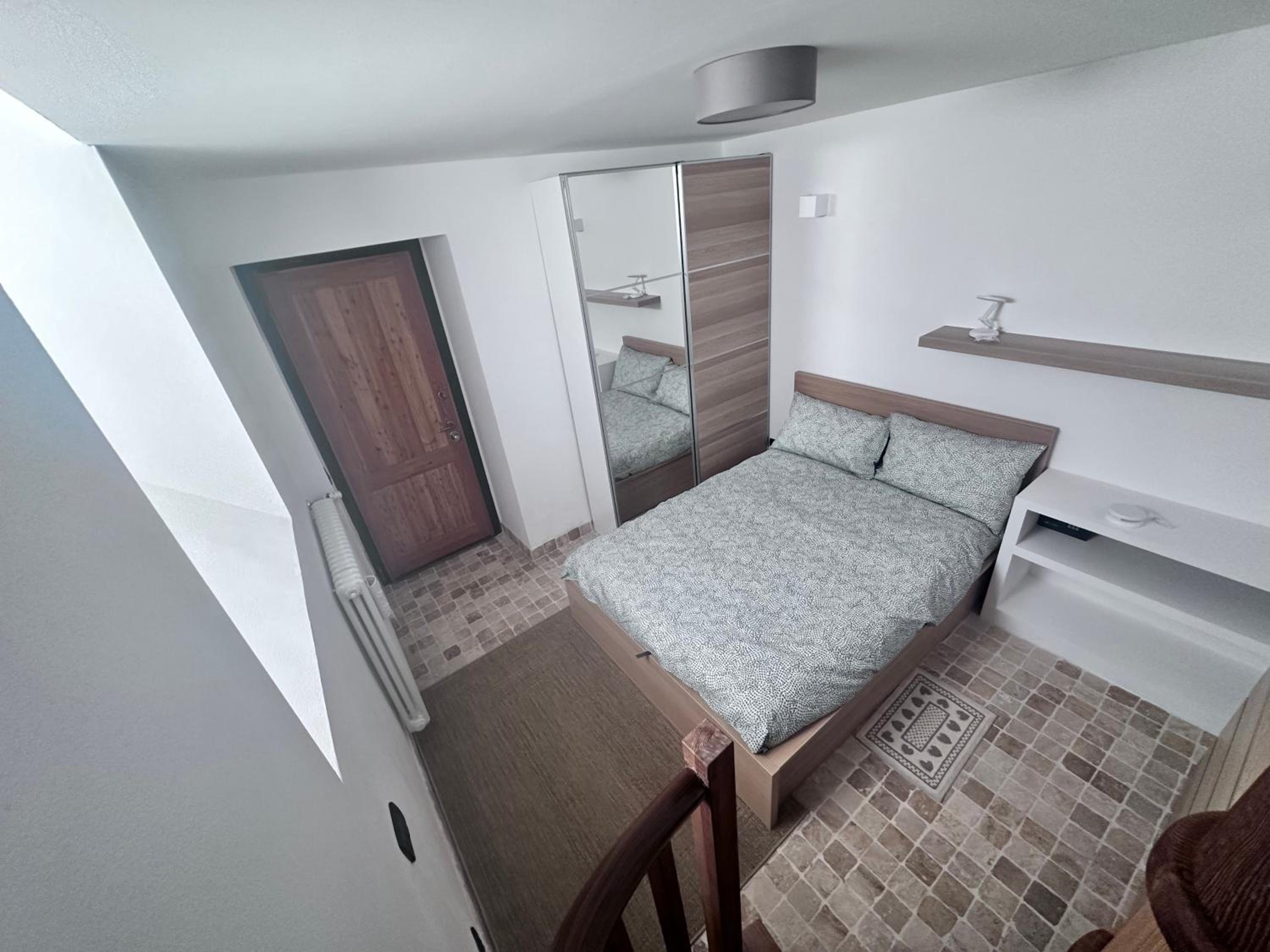 Maisonette photo 3