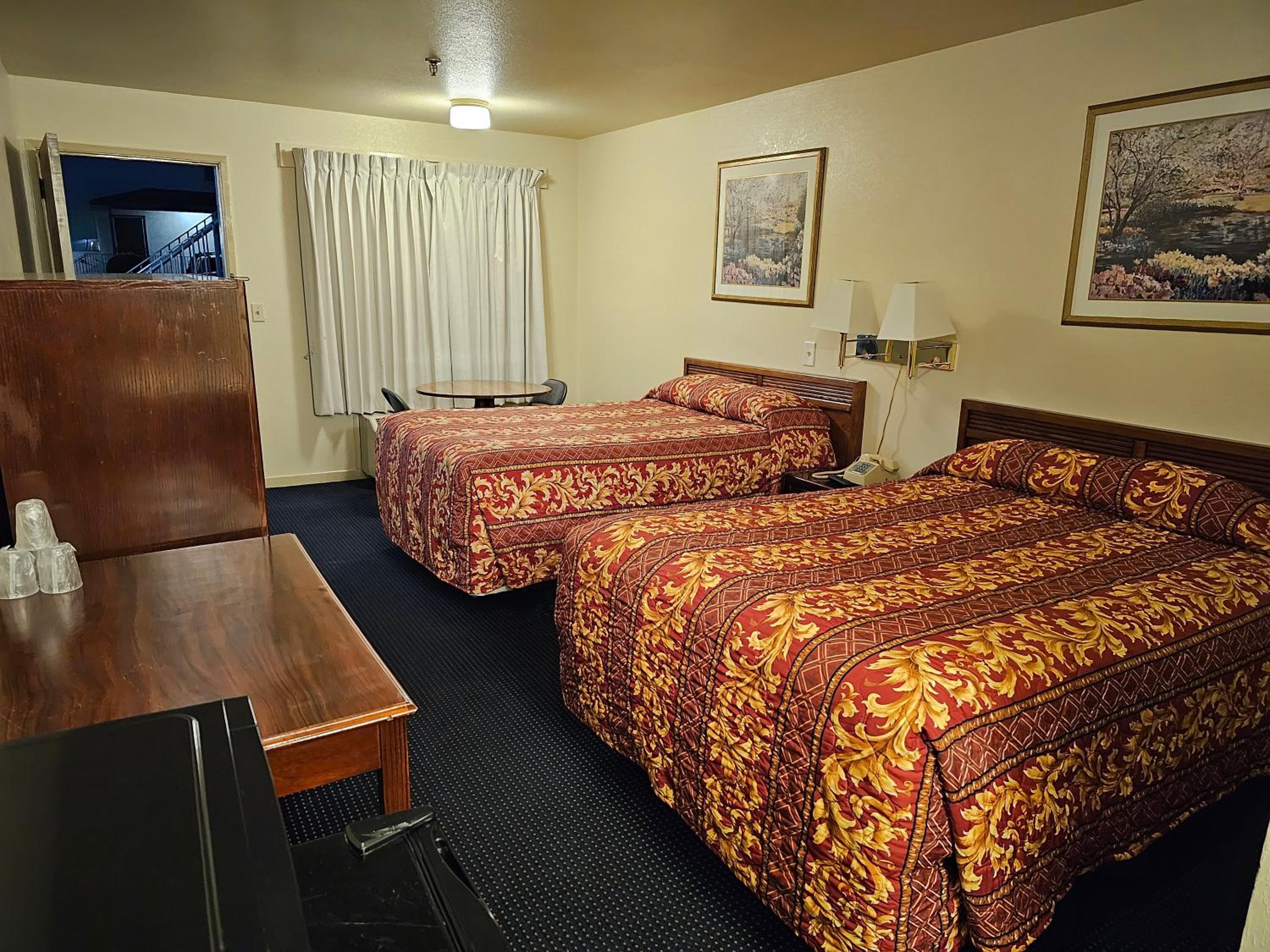 Standard Double Room photo 2