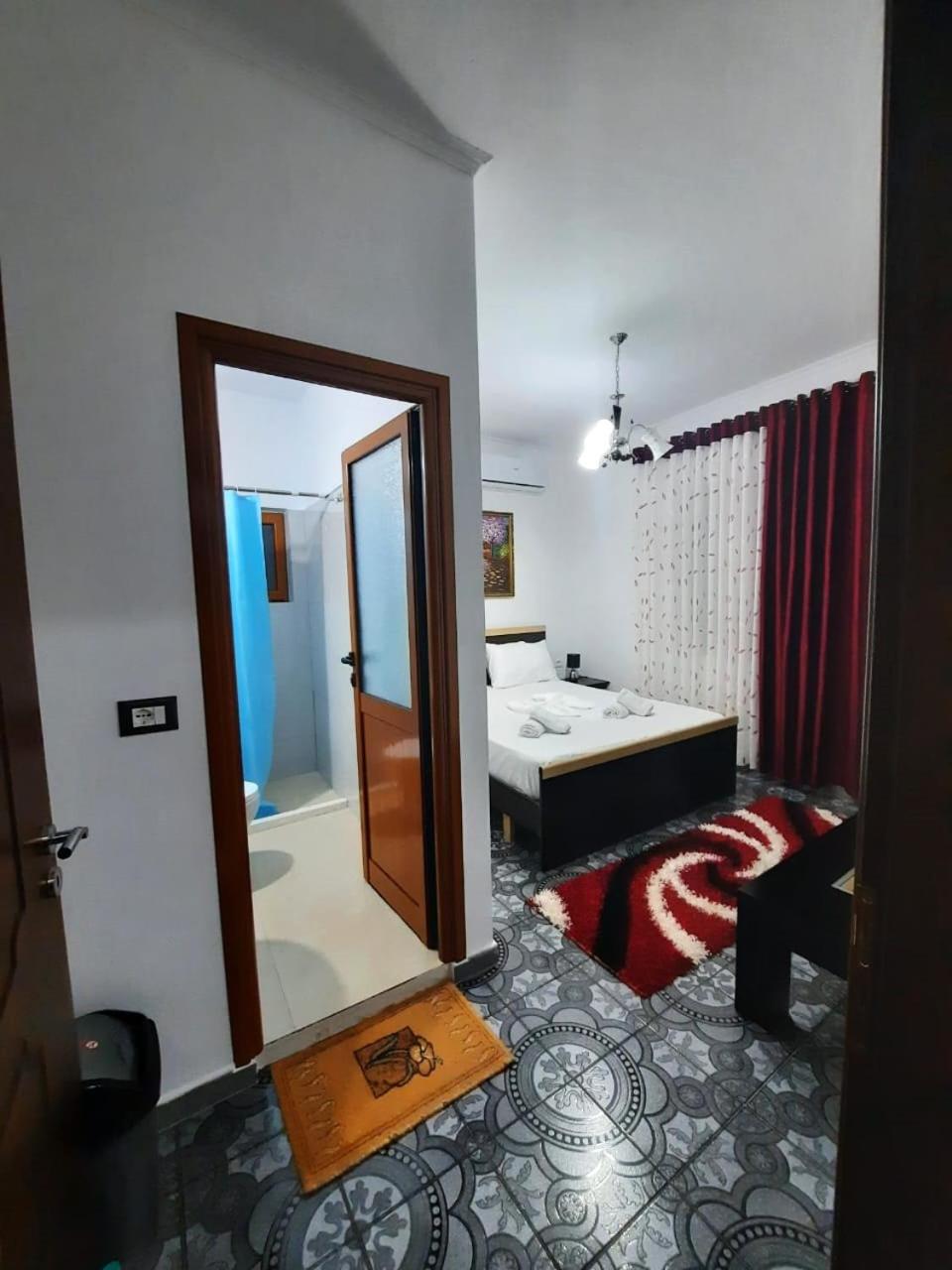 Standard Double Room photo 2