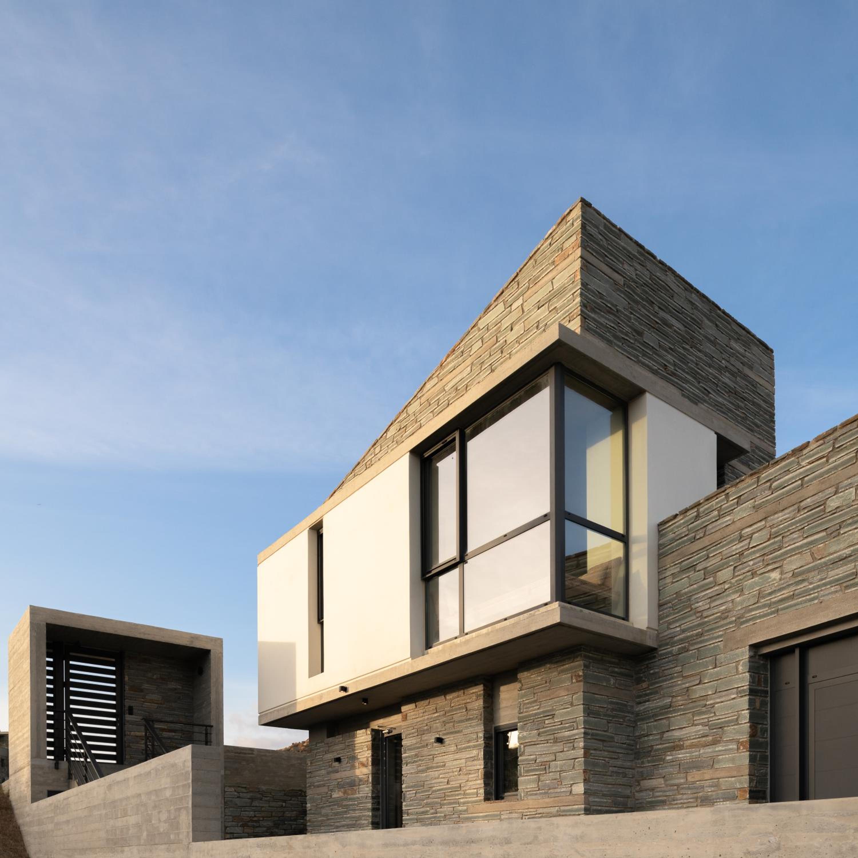 Villa photo 2