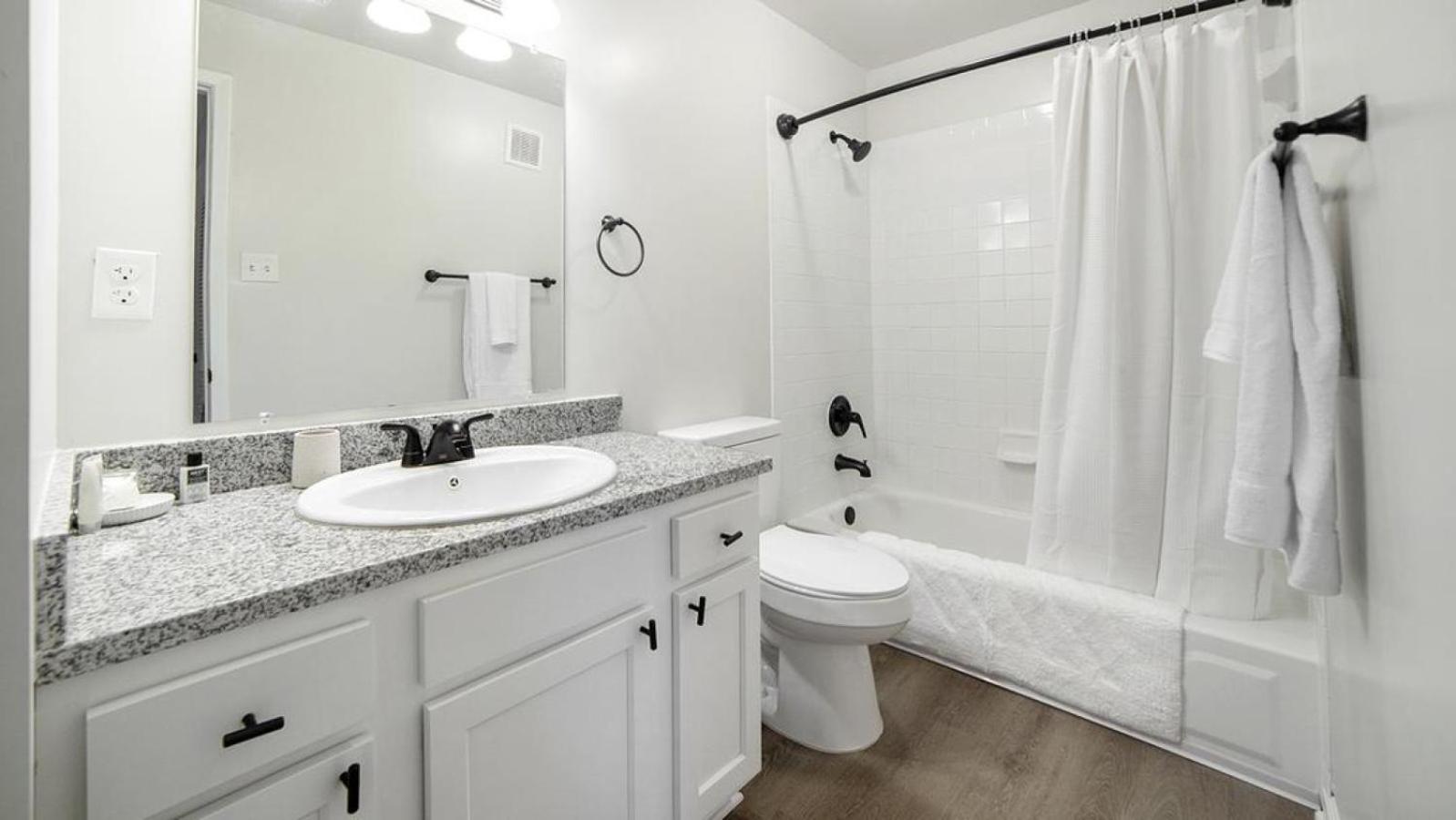 Apartment photo 3
