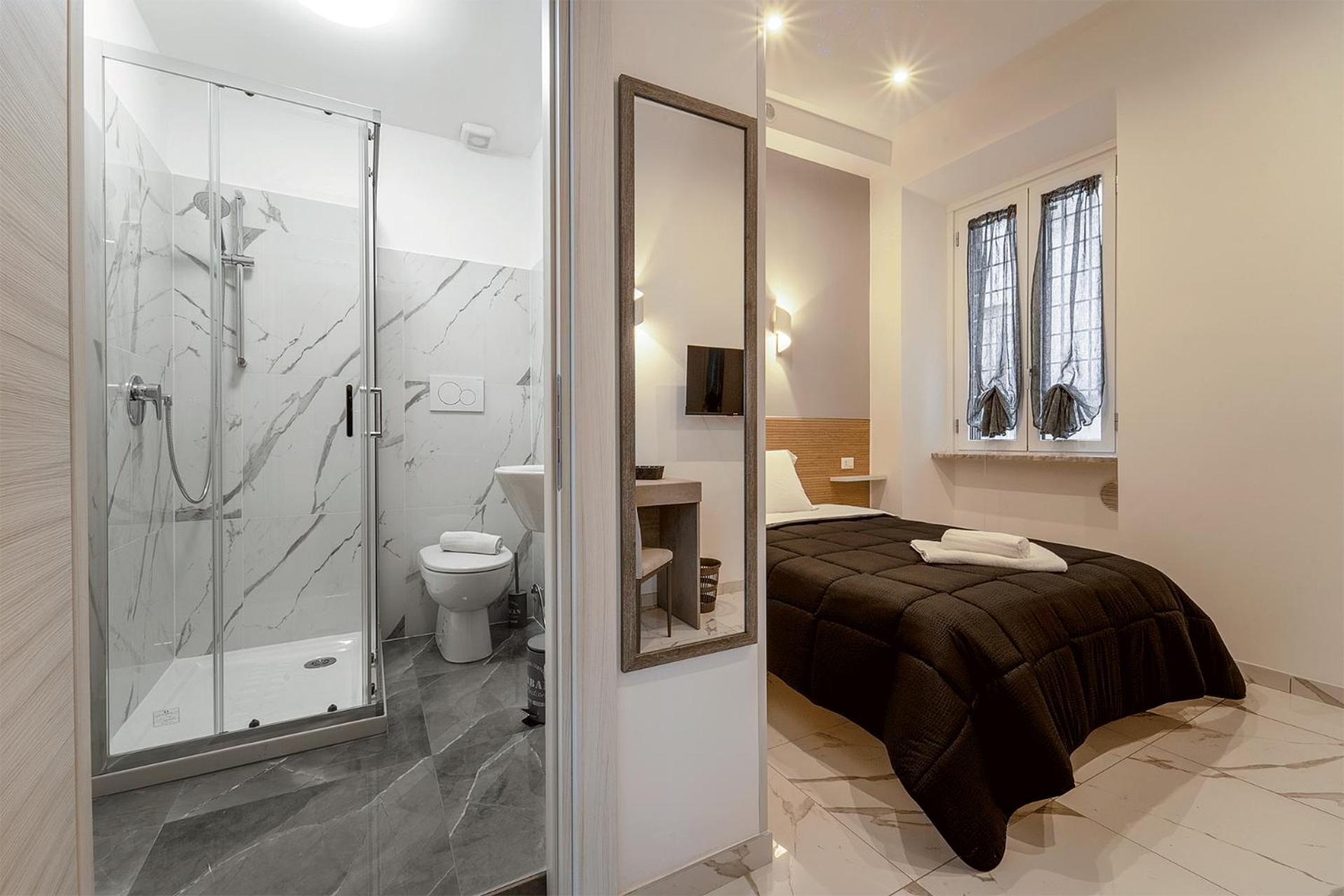 Large Single Room photo 3
