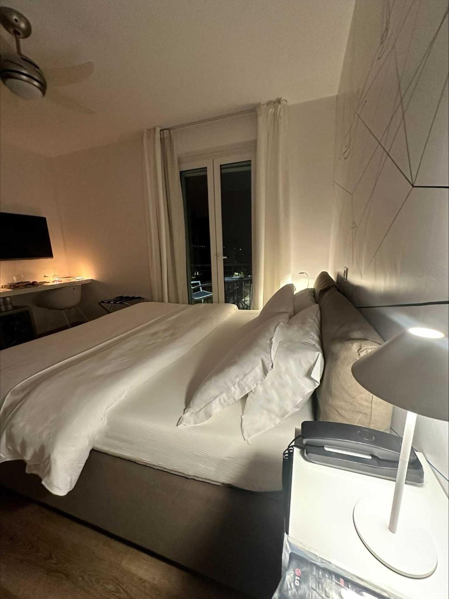 Deluxe Double or Twin Room  - Photo 1