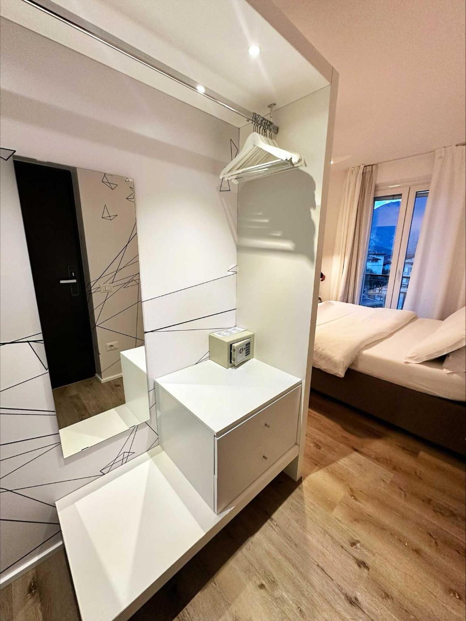 Deluxe Double or Twin Room  - Photo 5
