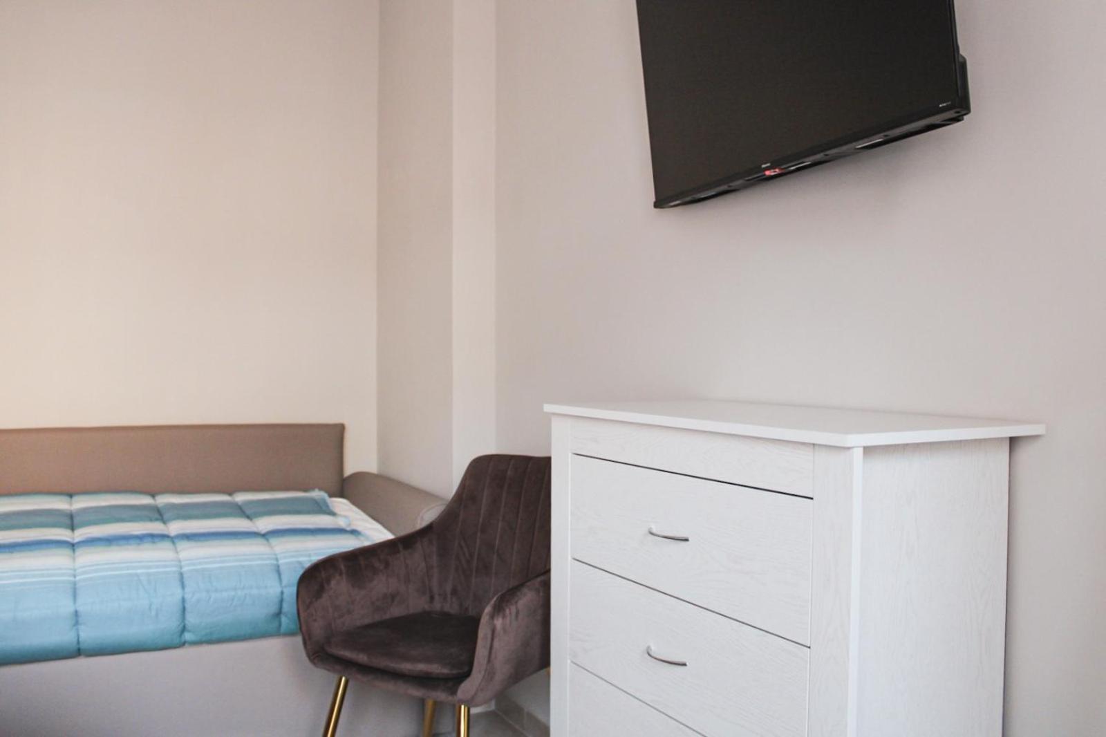 Comfort Triple Room