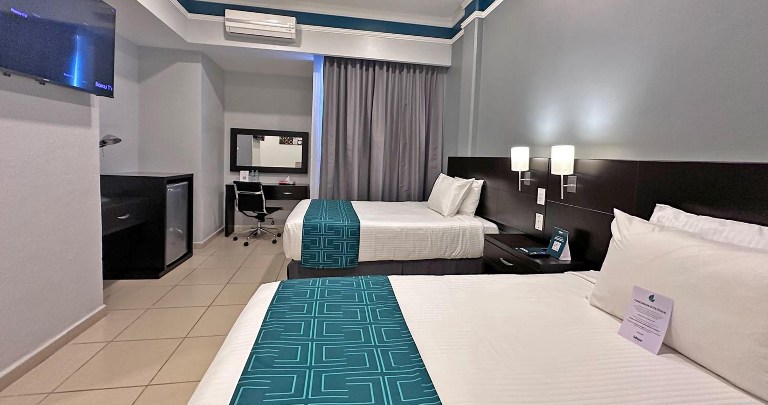 Deluxe Double Room - Photo 19
