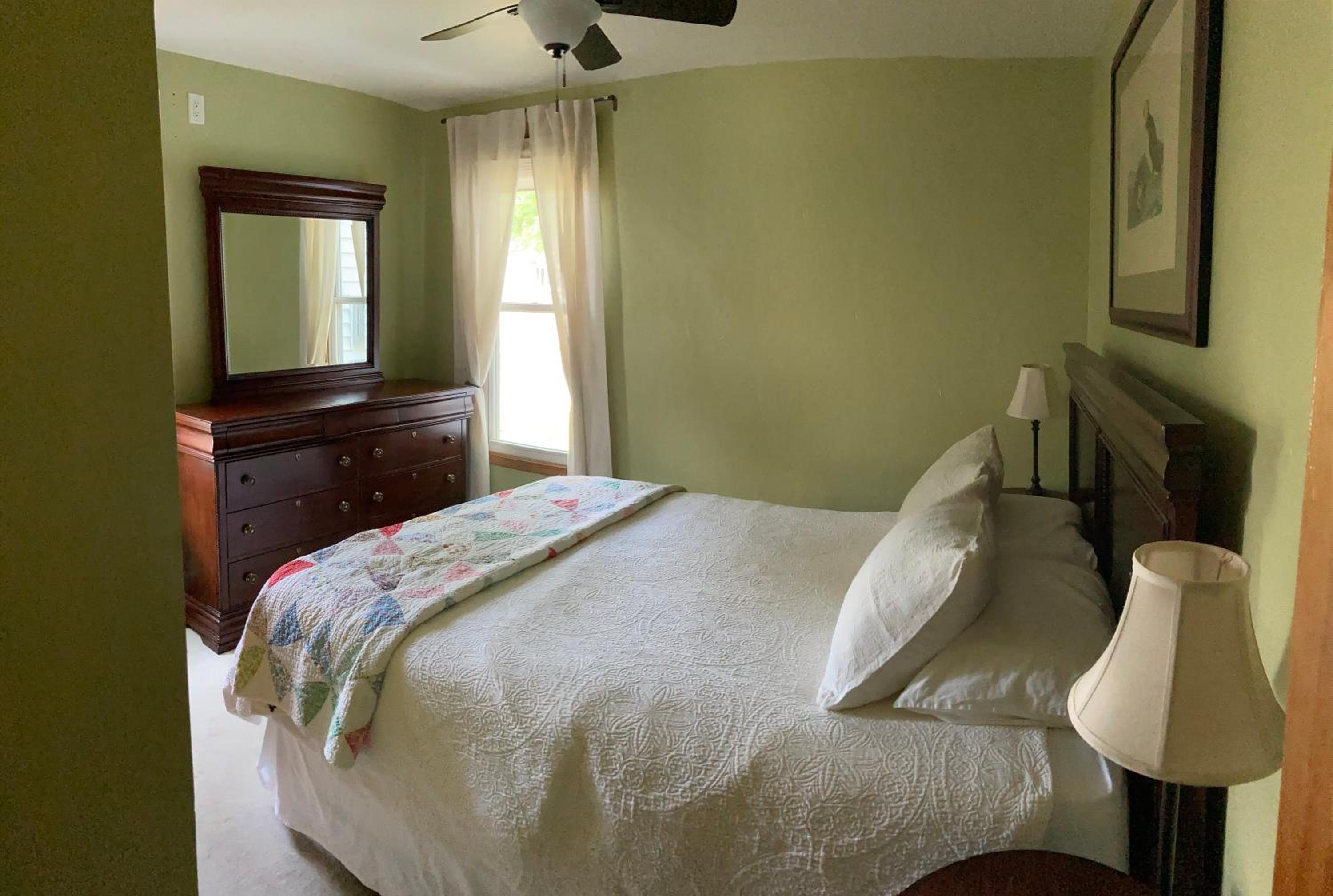 Two-Bedroom House photo 2