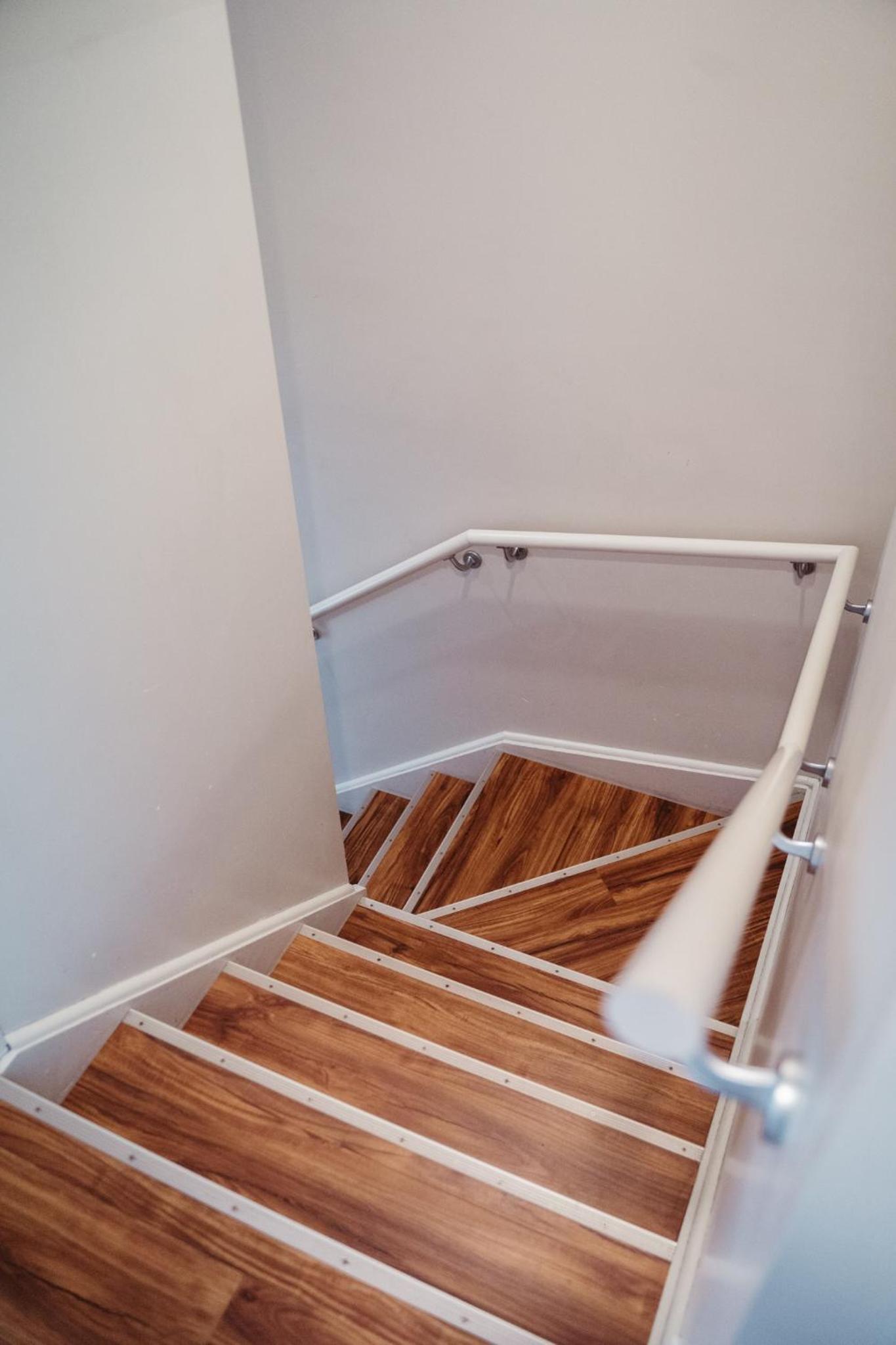 Two-Bedroom Apartment - Split Level - Photo 6