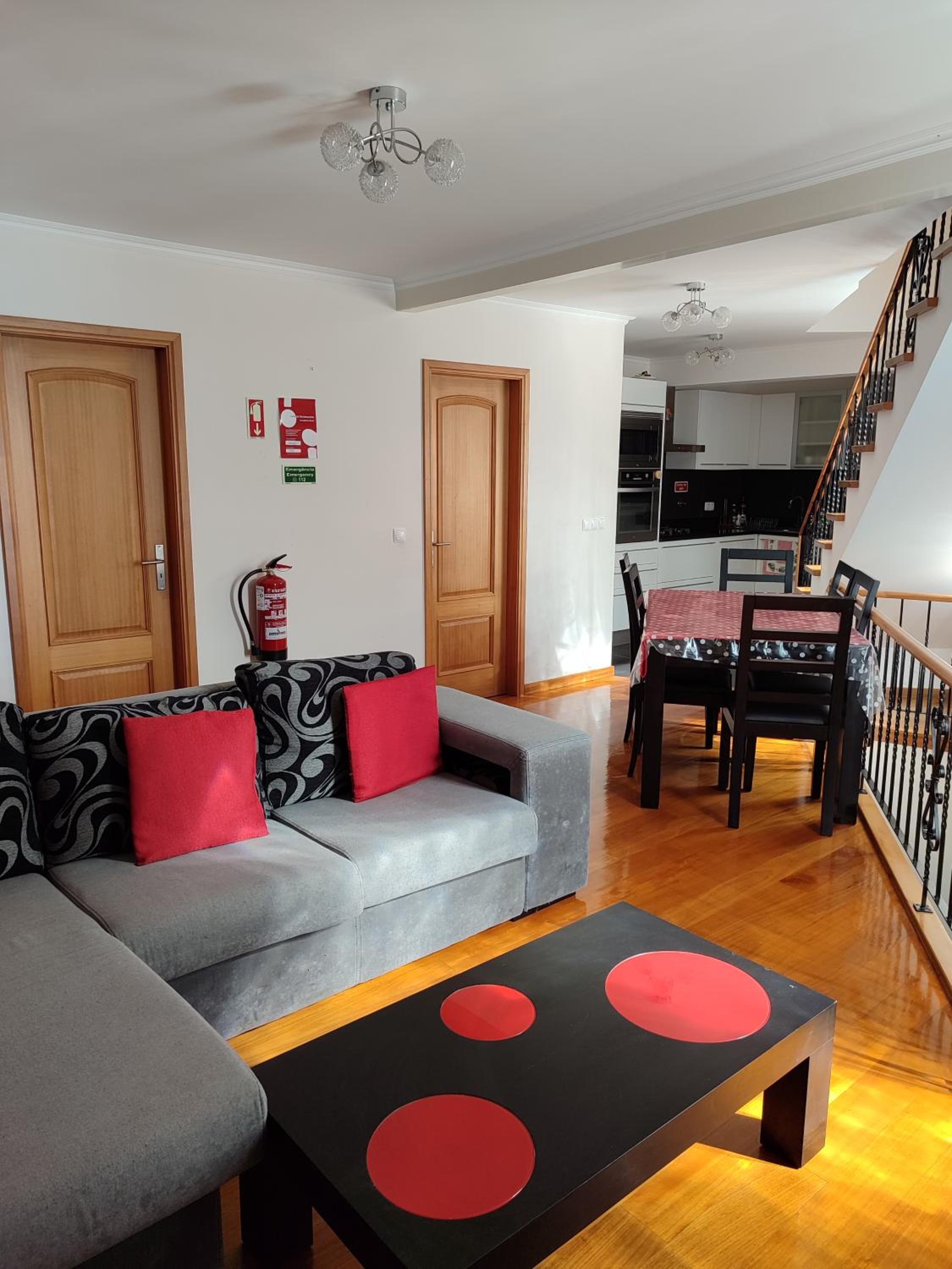 One-Bedroom House photo 1