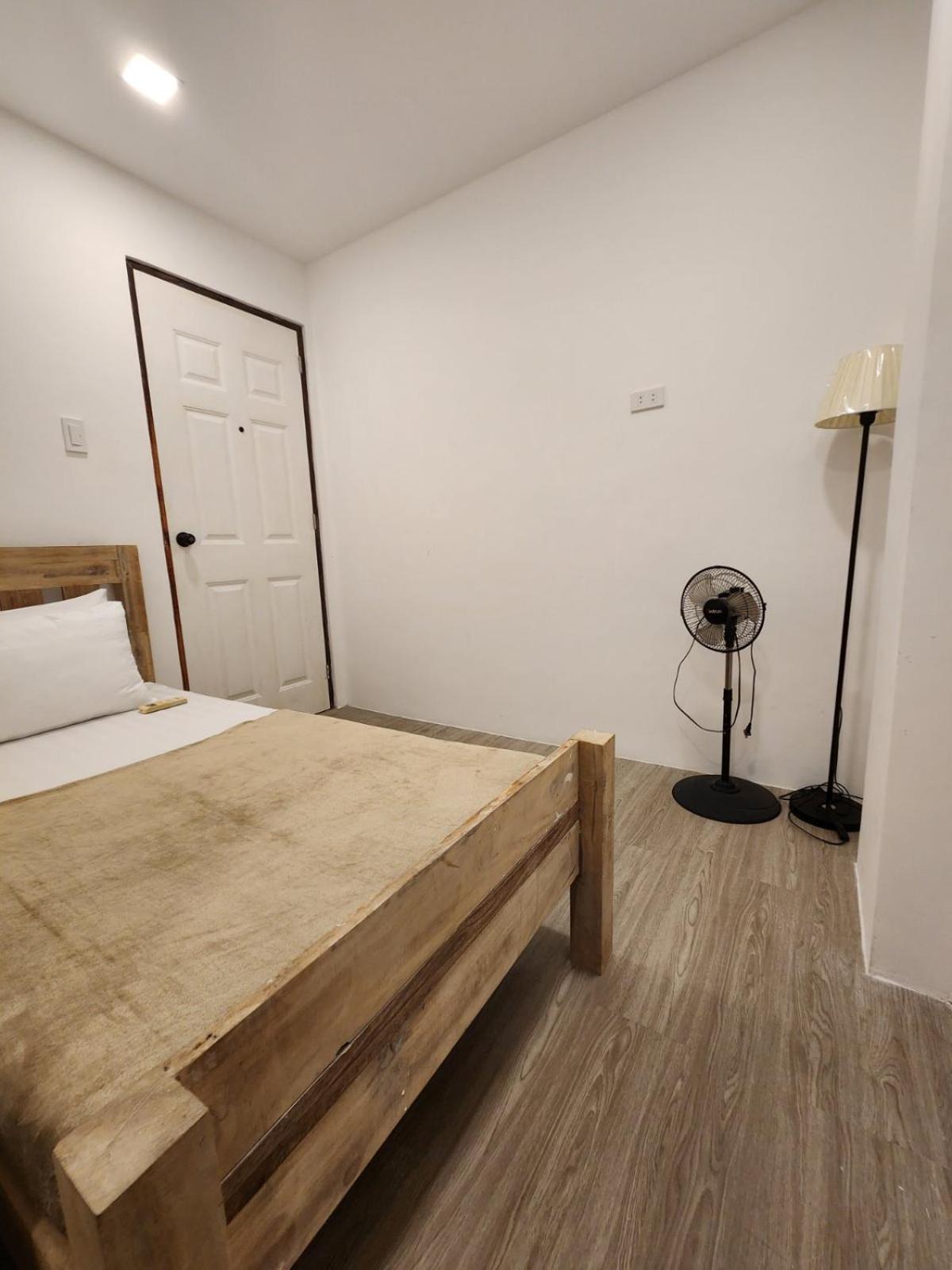 Standard Double Room photo 3