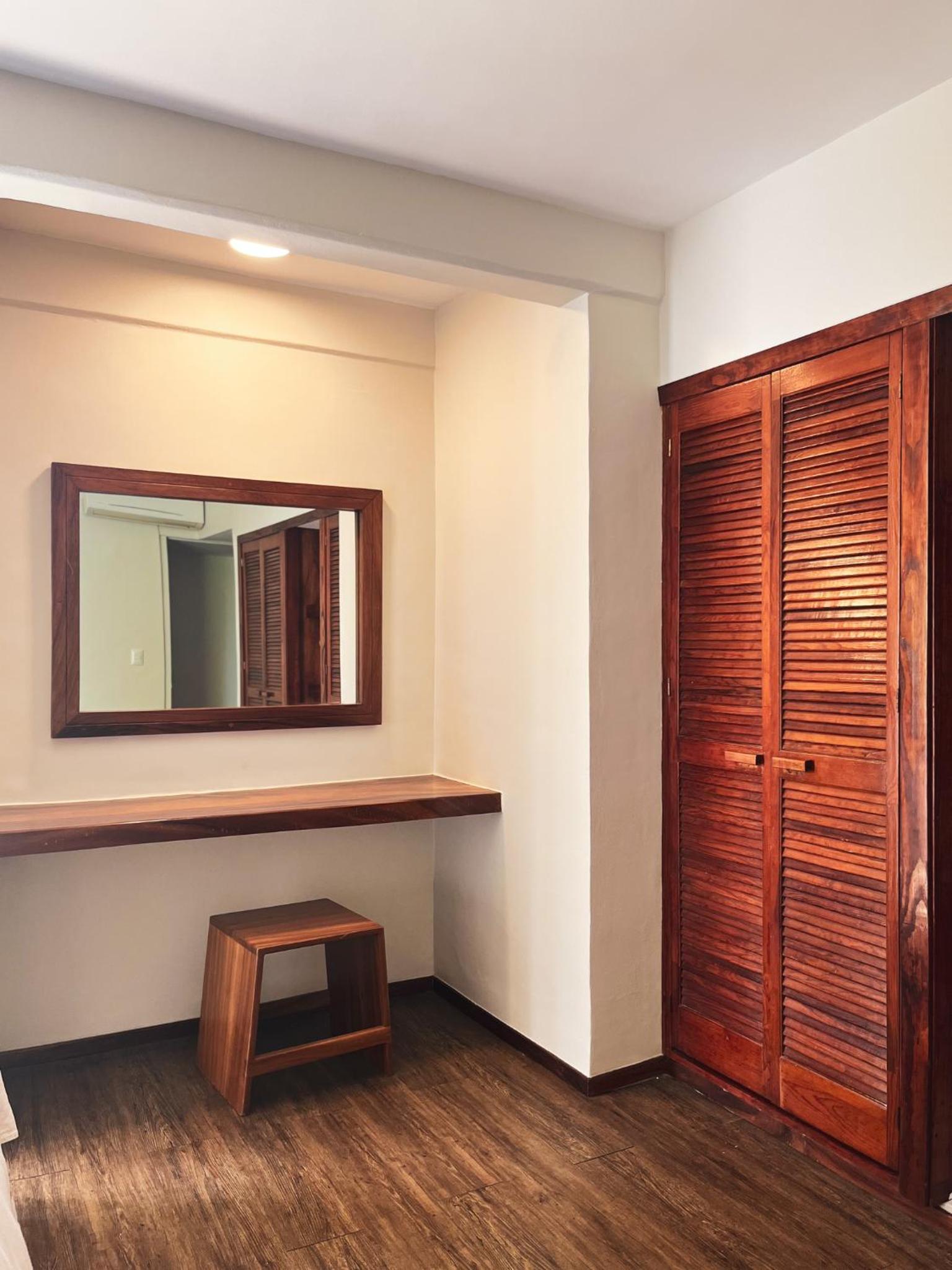 Master Suite - Photo 4