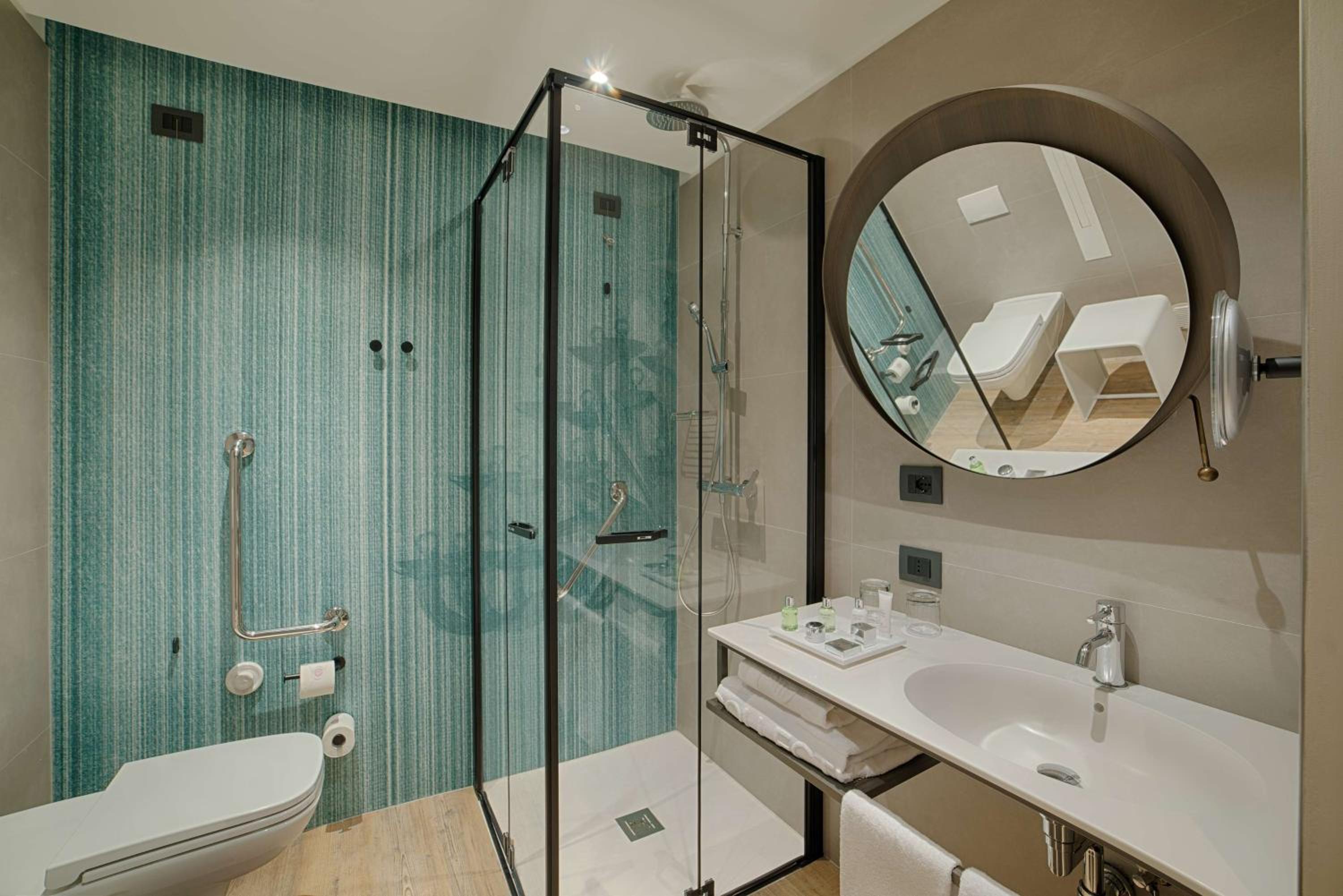 Superior Double or Twin Room - Photo 5