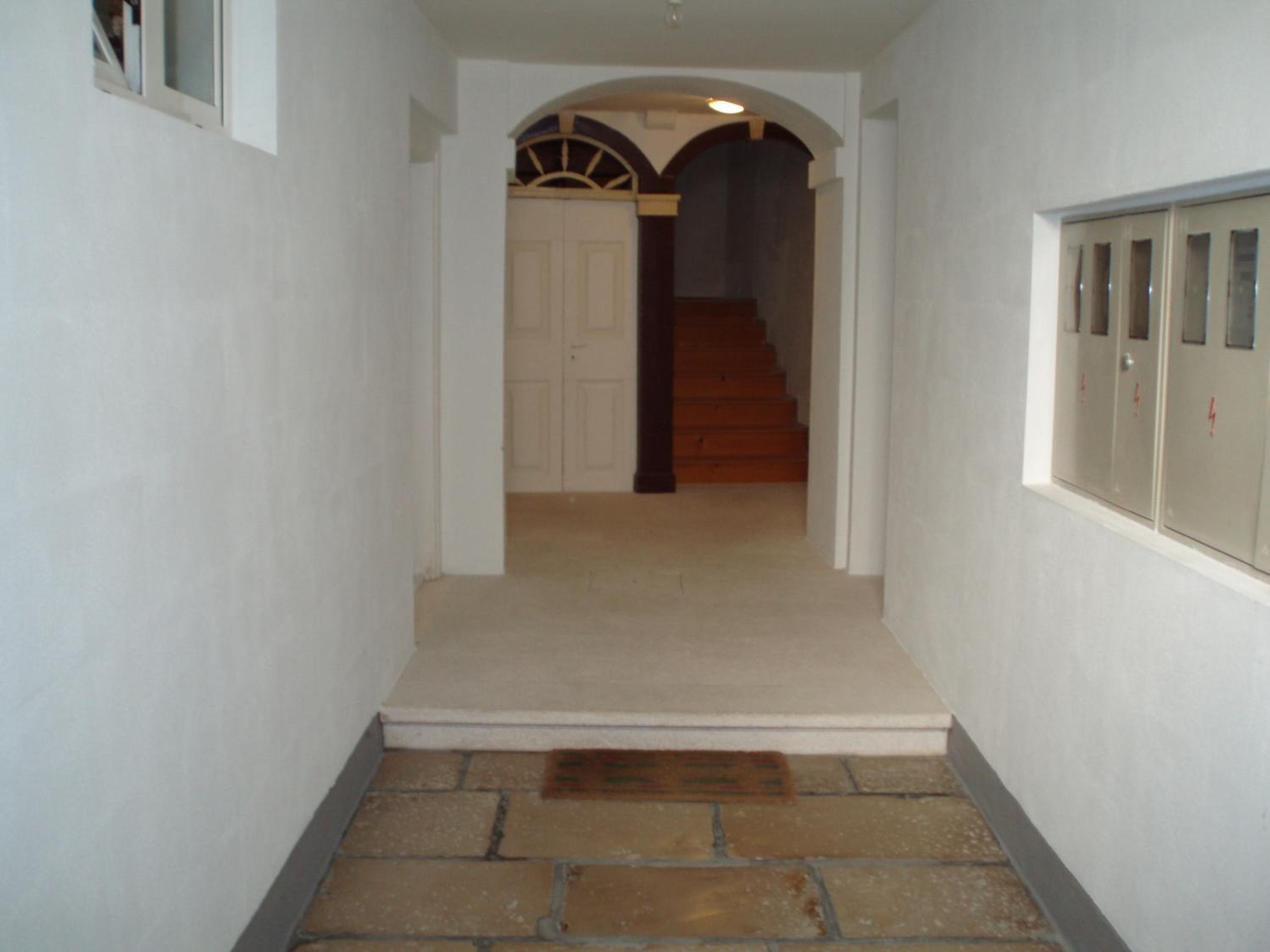 Apartment - Photo 3