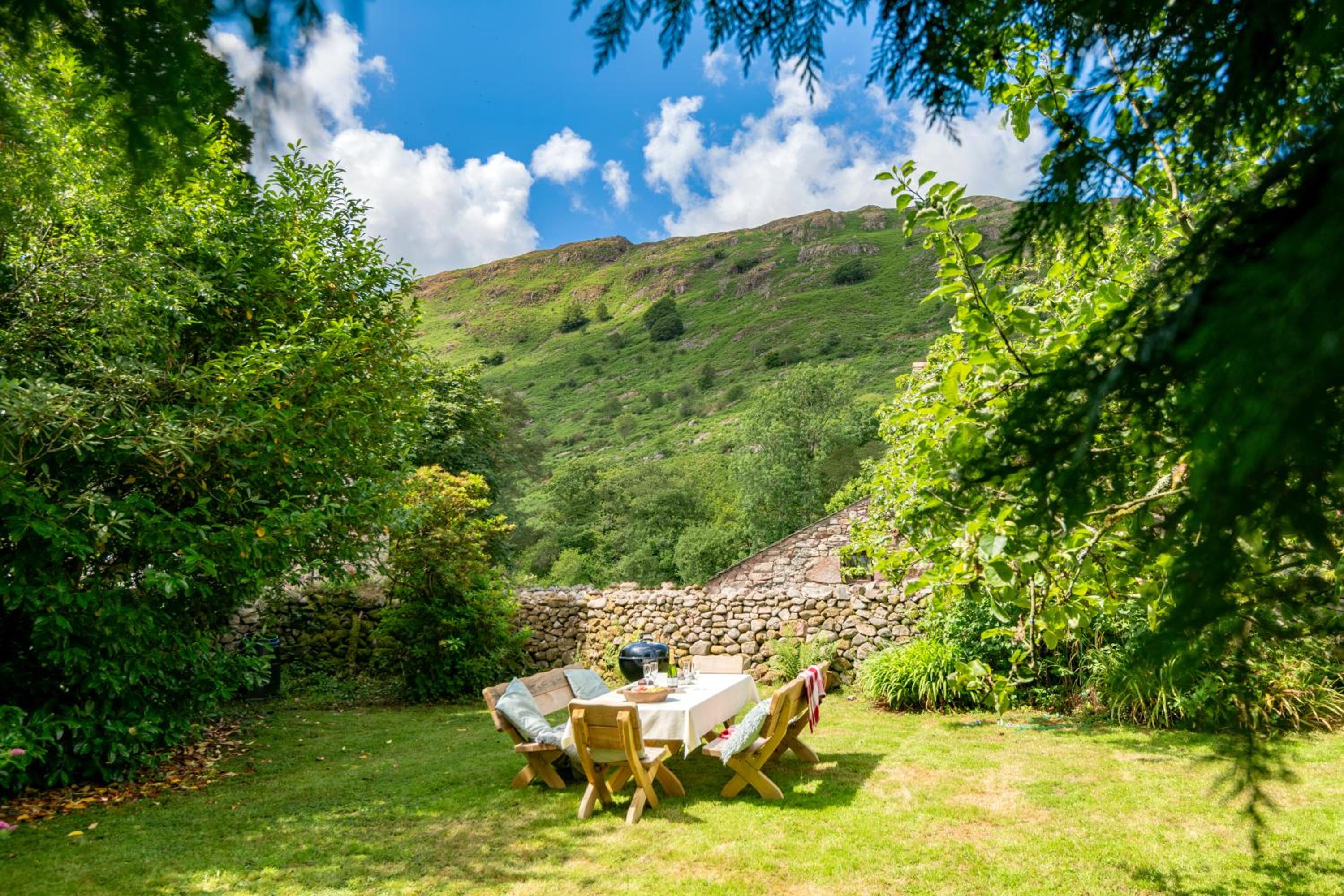 Four-Bedroom Cottage - Bridge End Farmhouse - Photo 13