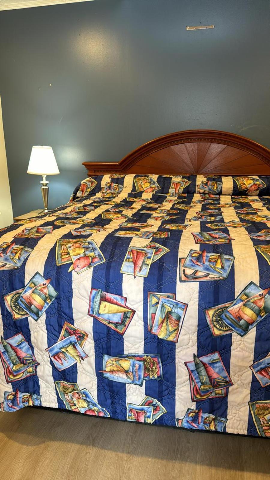 Single Room With Private Bathroom photo 2