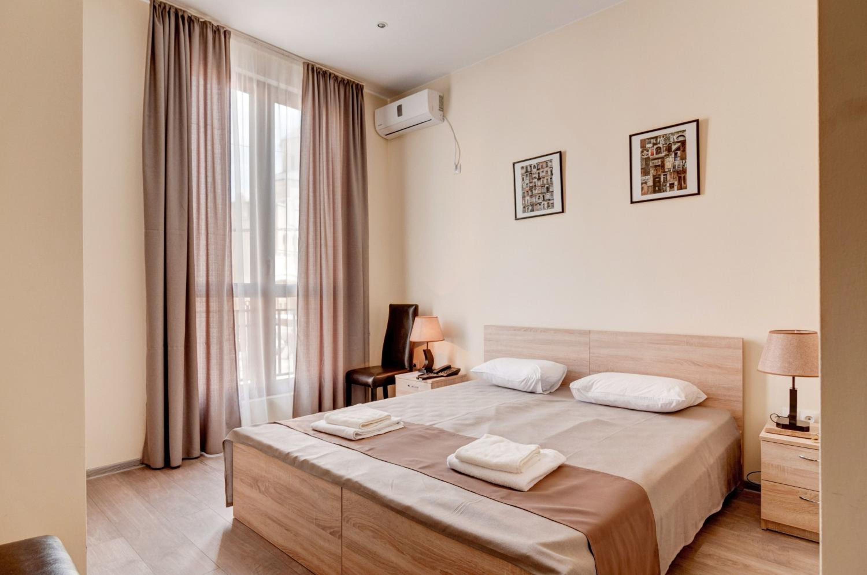 Twin Room with Balcony photo 1