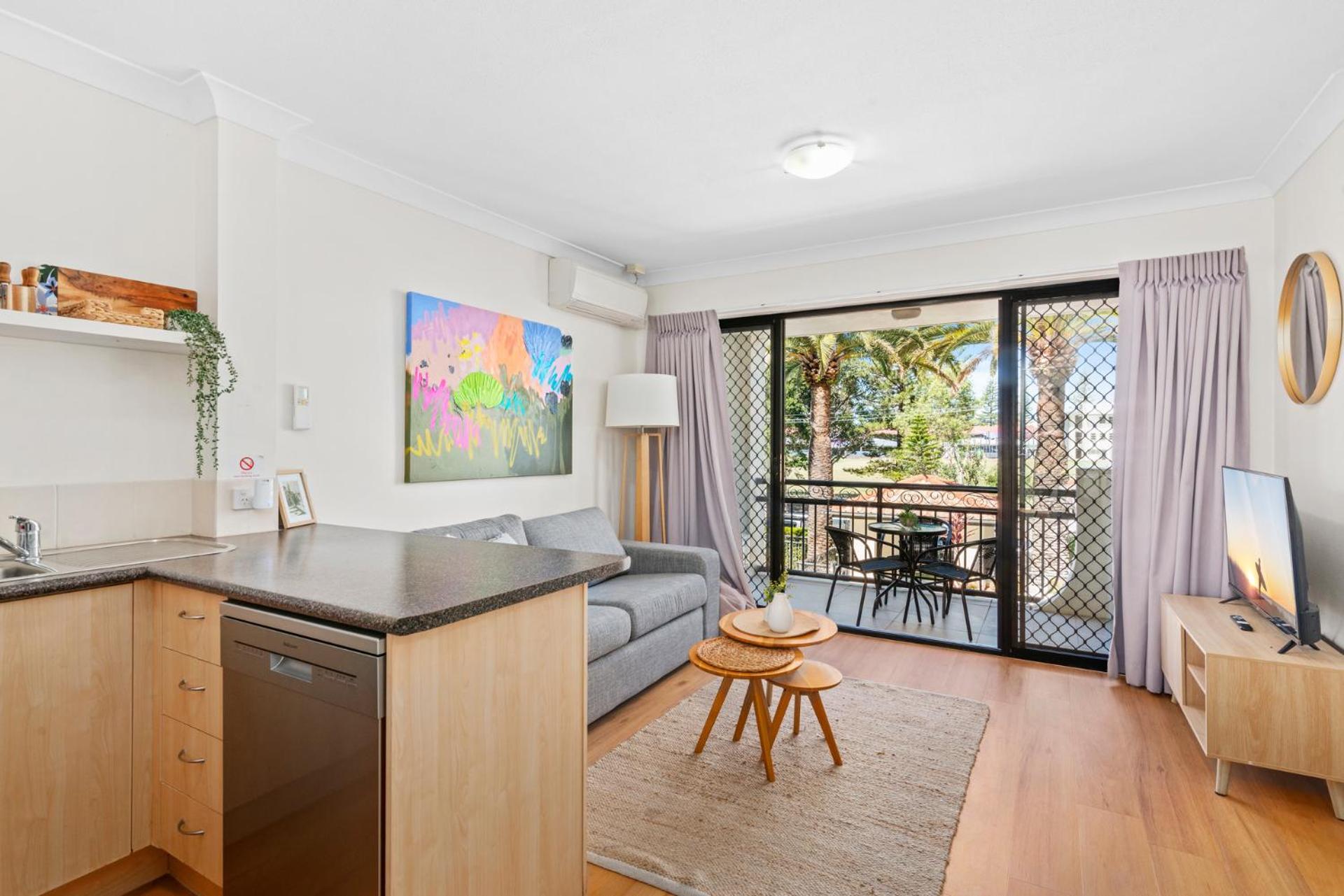 One-Bedroom Apartment - Photo 16