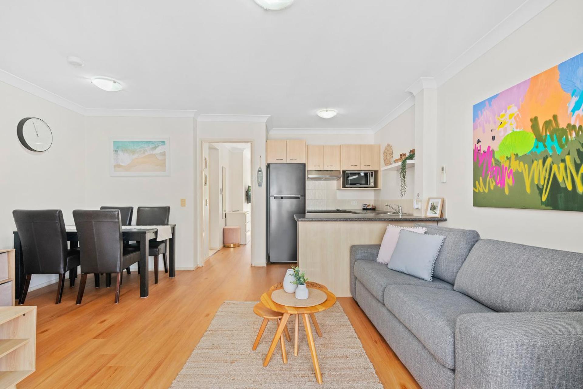 One-Bedroom Apartment - Photo 15