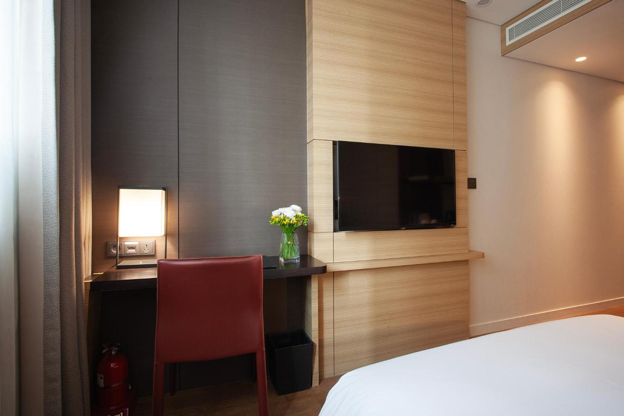 Standard Double Room photo 3