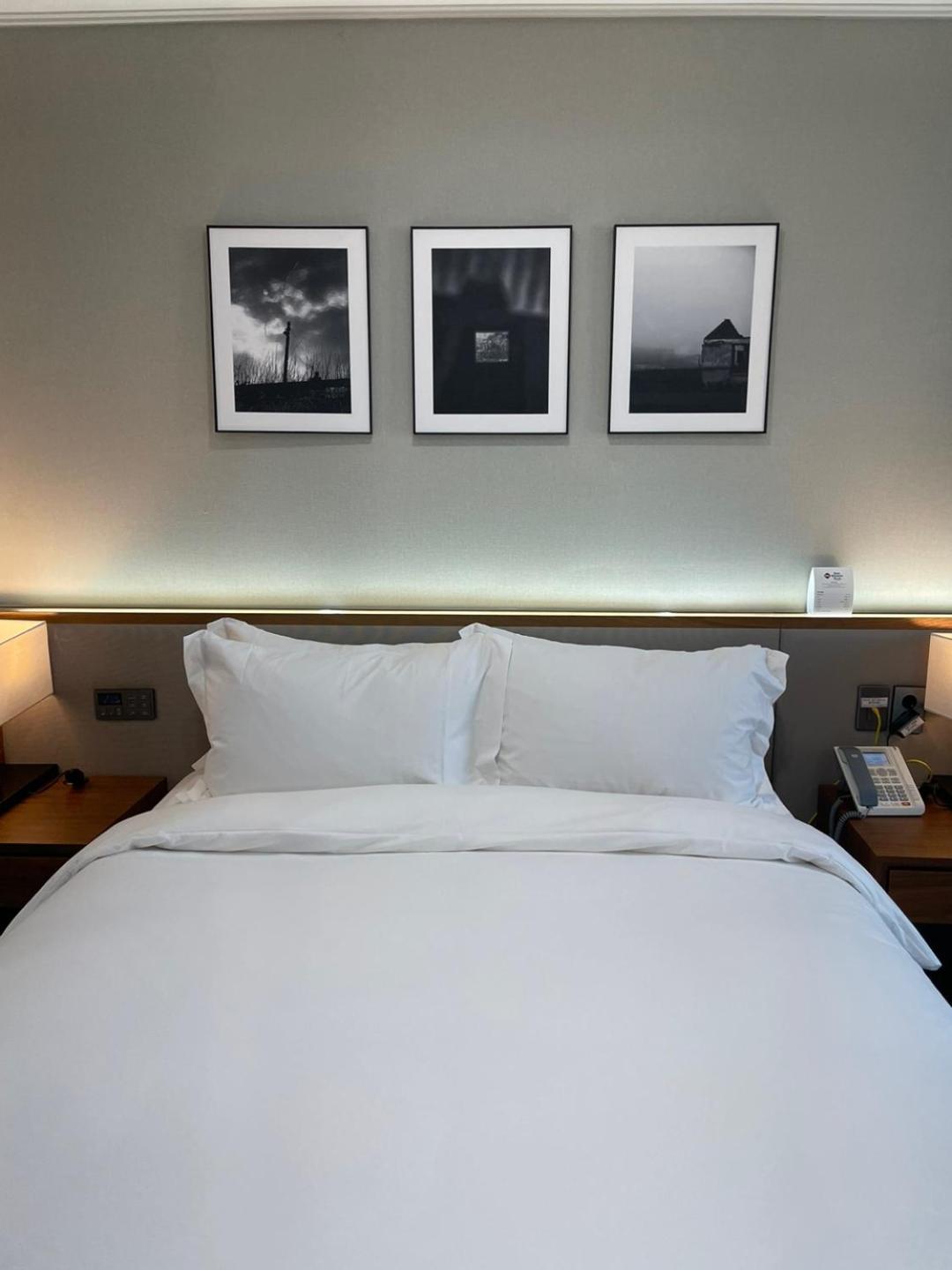 Standard Twin Room - Photo 6