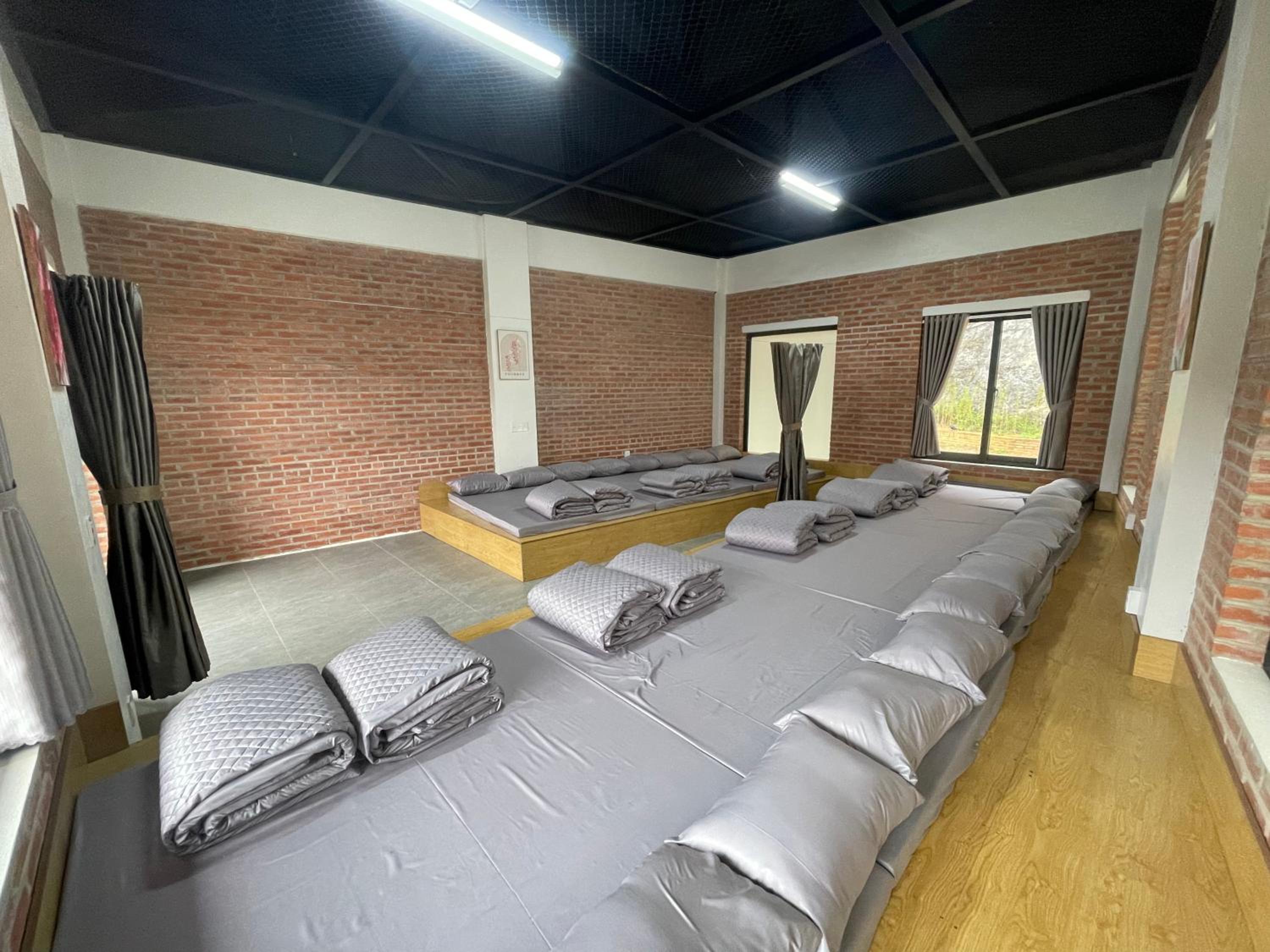 Mixed Dormitory Room photo 1
