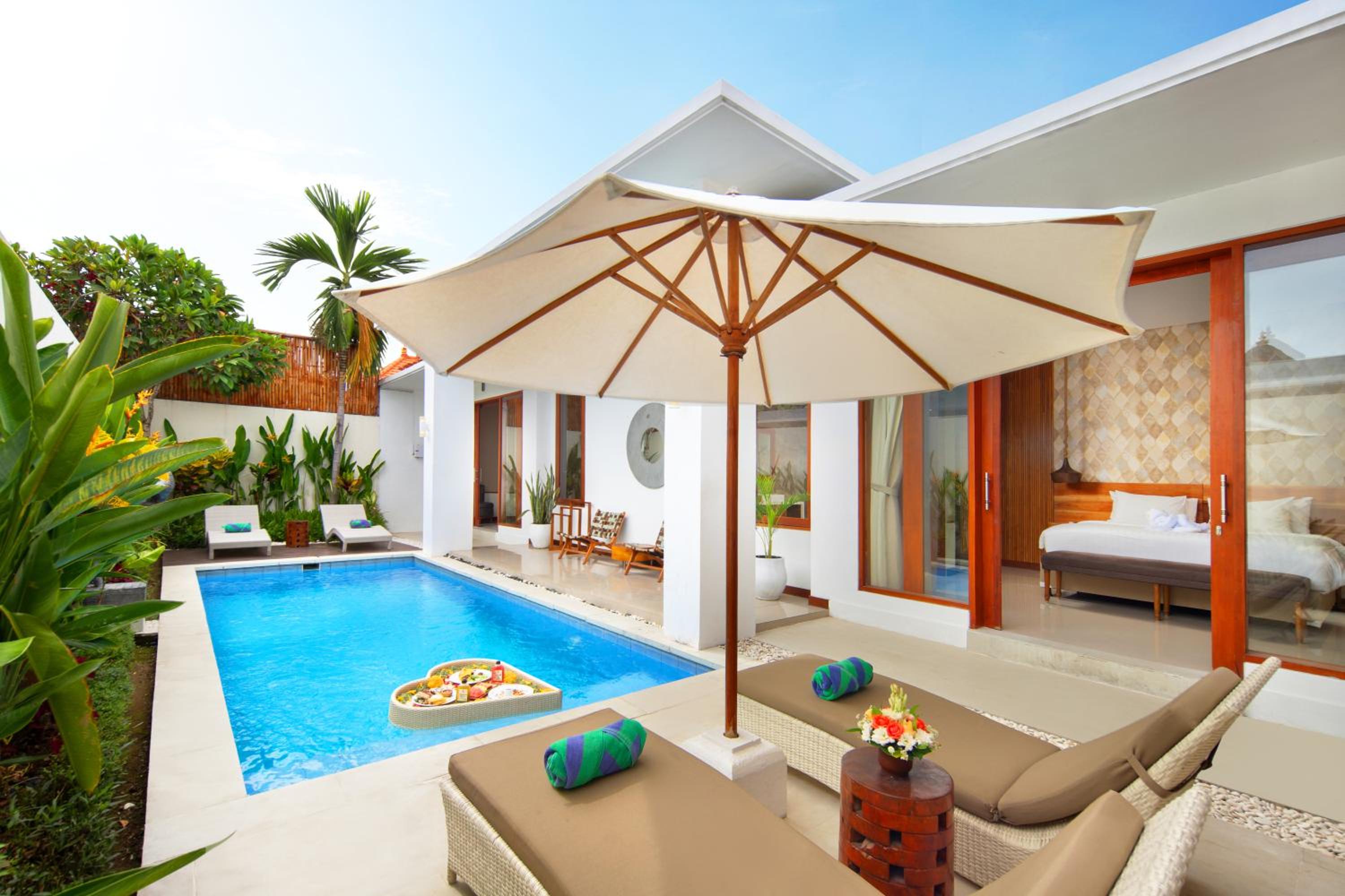 Two Bedroom Premier Deluxe Villa - Photo 17