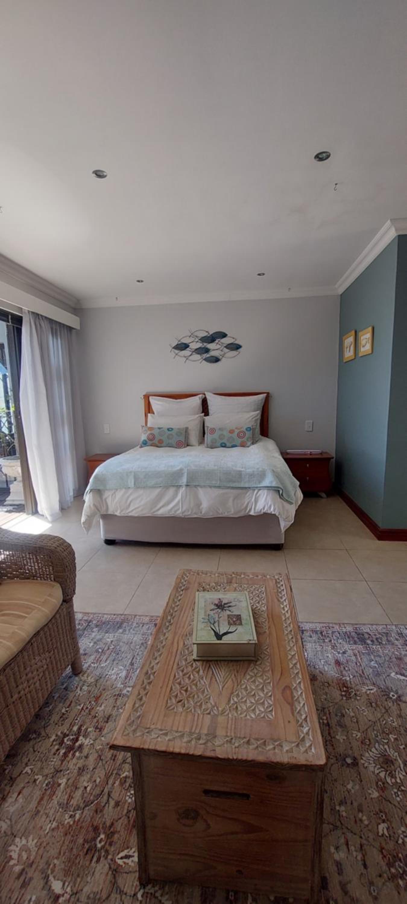 Villa photo 1