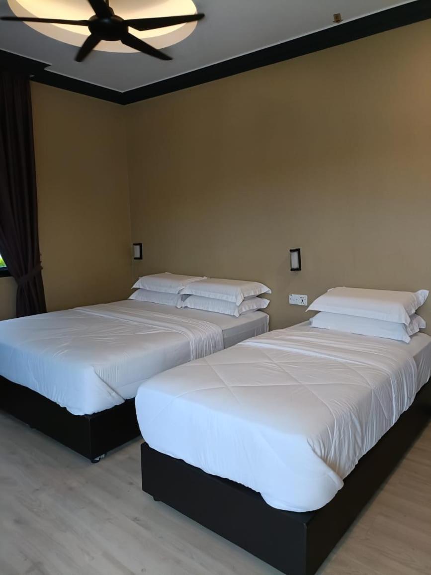 Double or Twin Room with Pool View