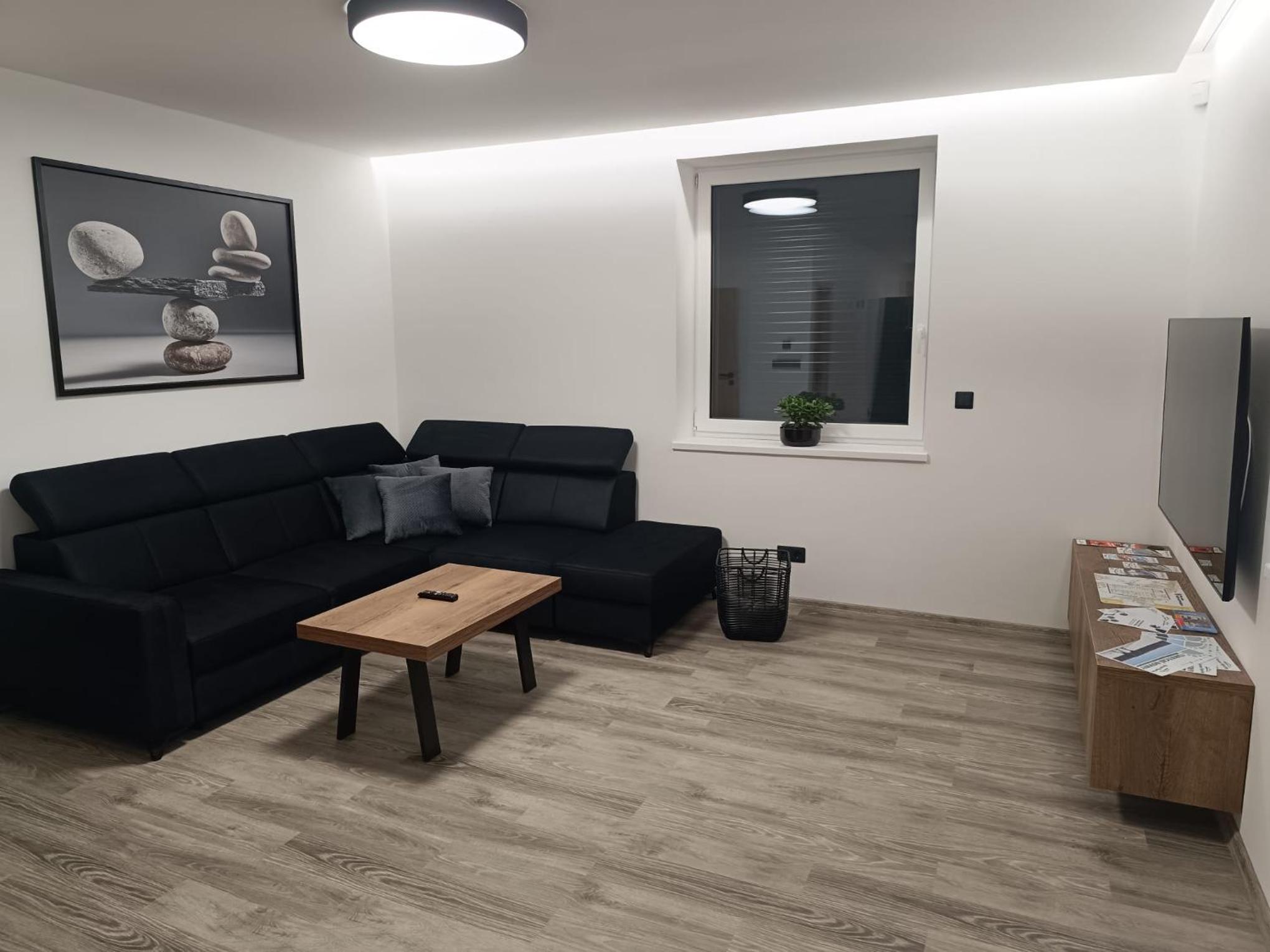 Apartment photo 1