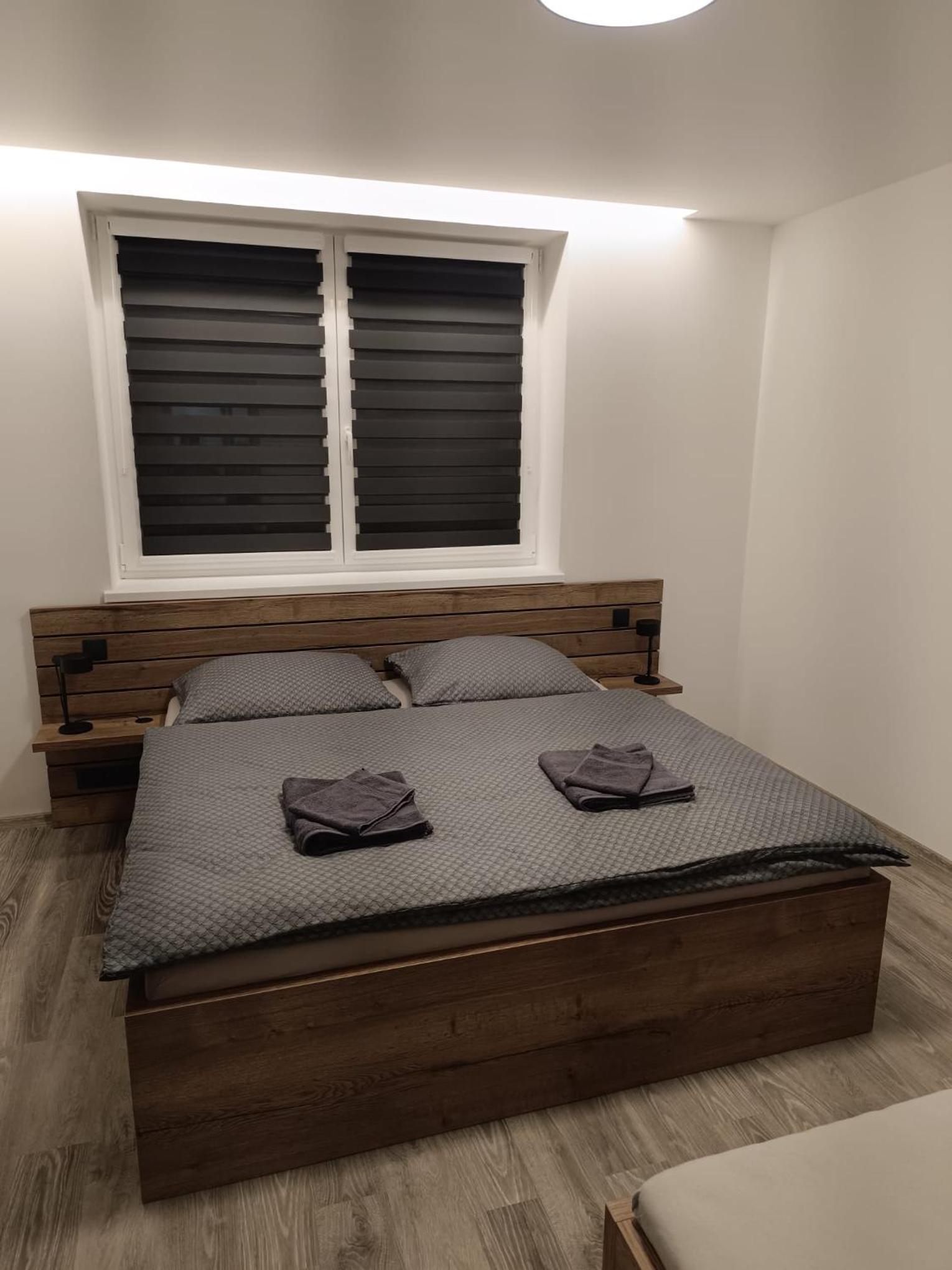 Apartment photo 2
