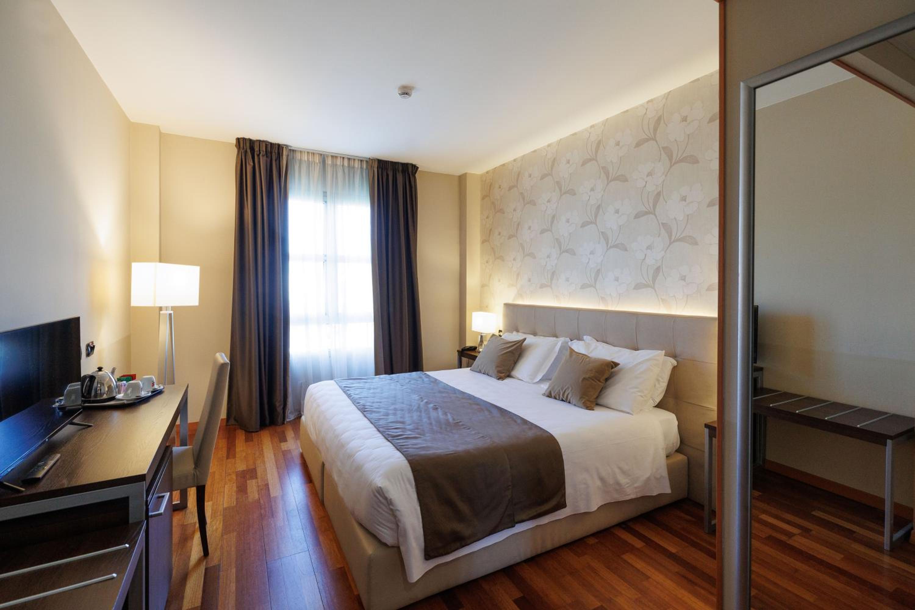 Double Room or Twin Room - Photo 3