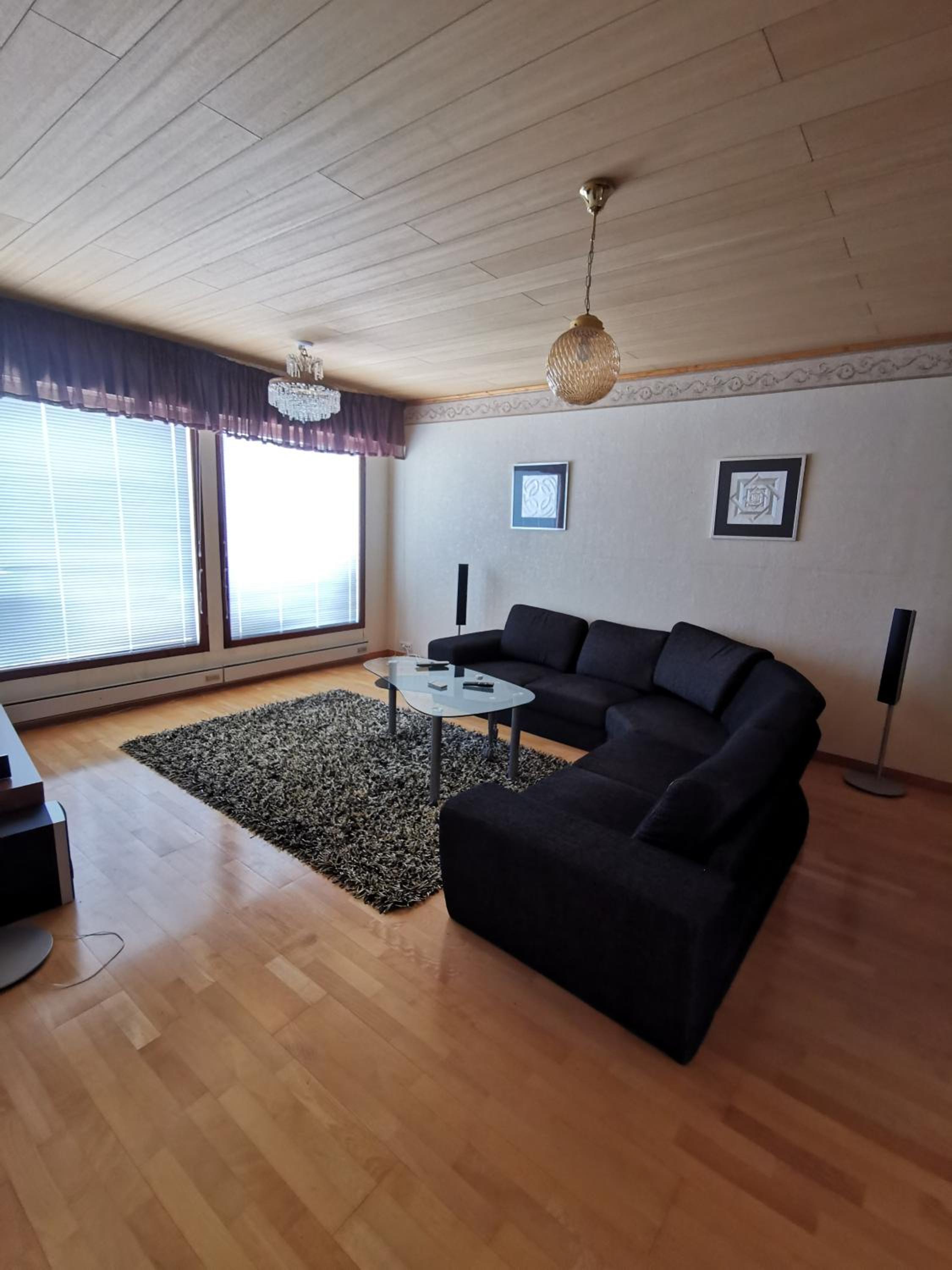 Three-Bedroom Apartment photo 2