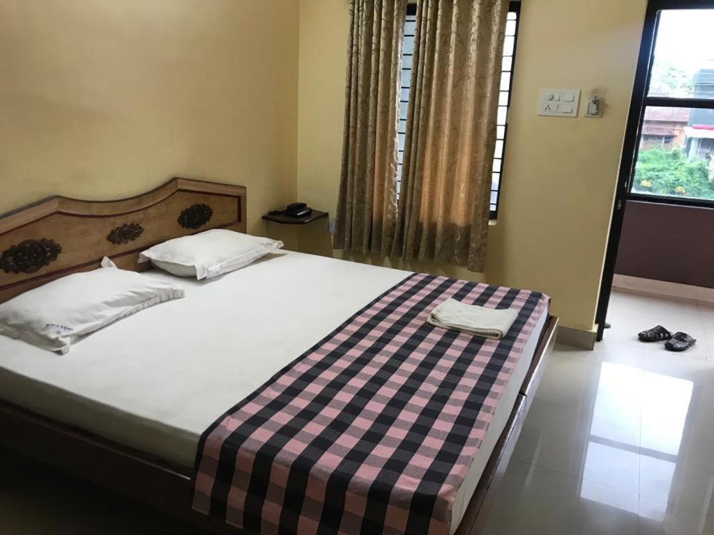 Budget Double Room photo 2