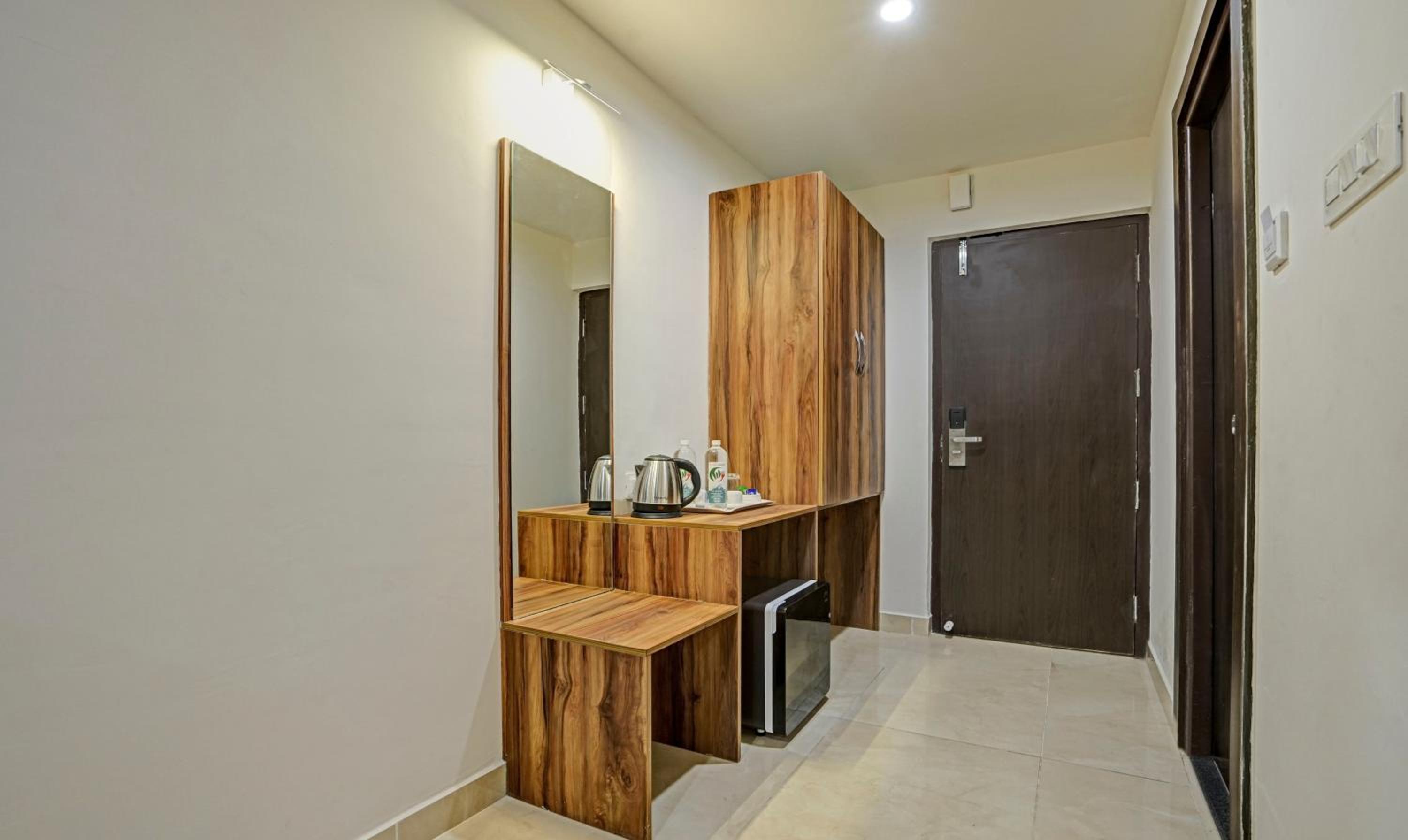 Deluxe Room - Photo 2