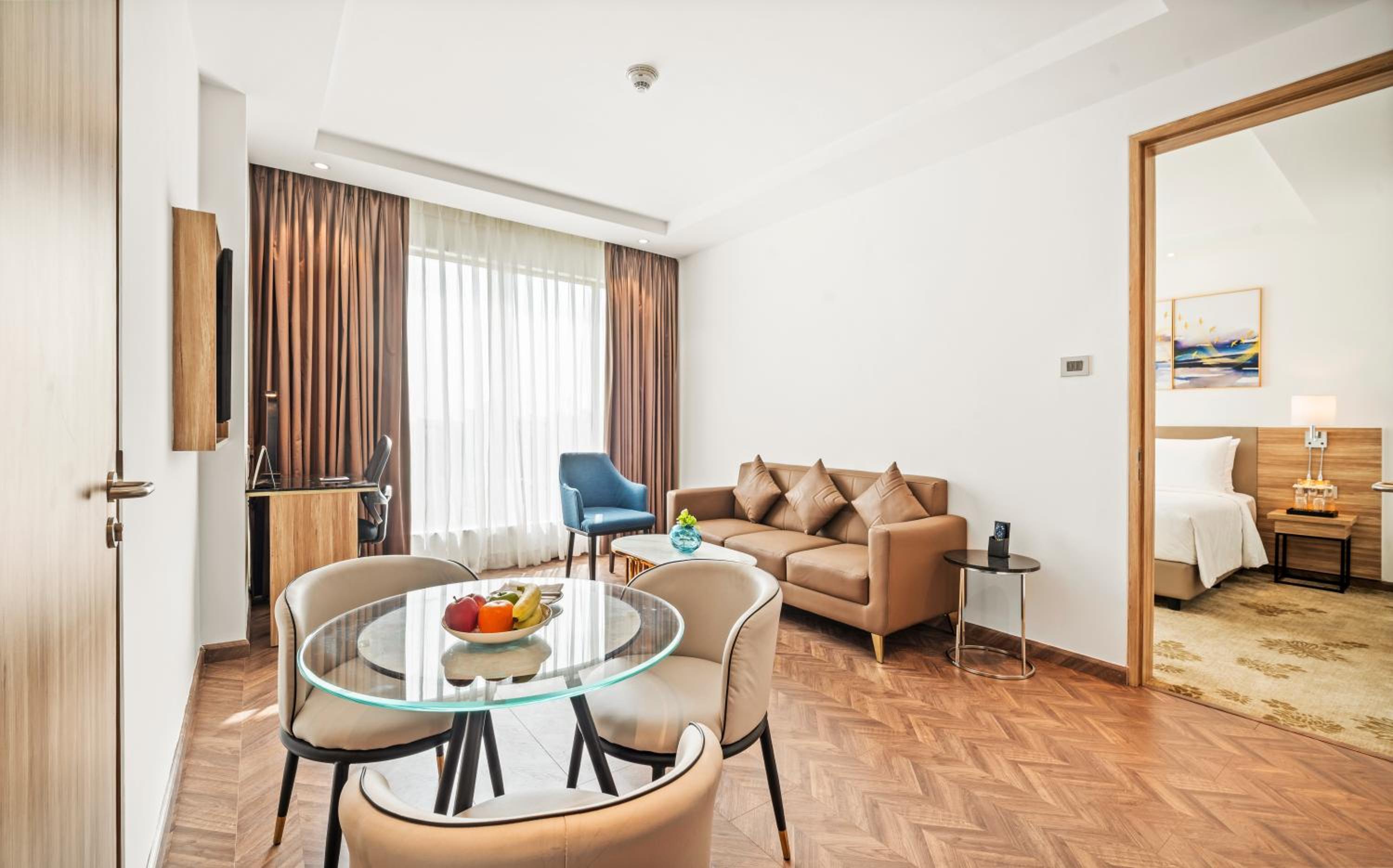 Deluxe Suite - Photo 1