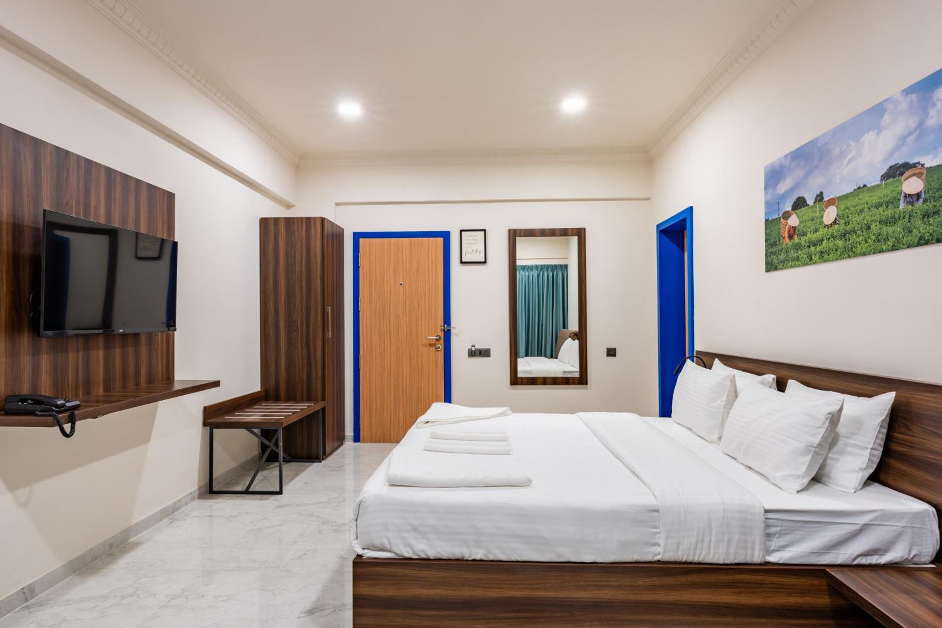Deluxe Room - Photo 1