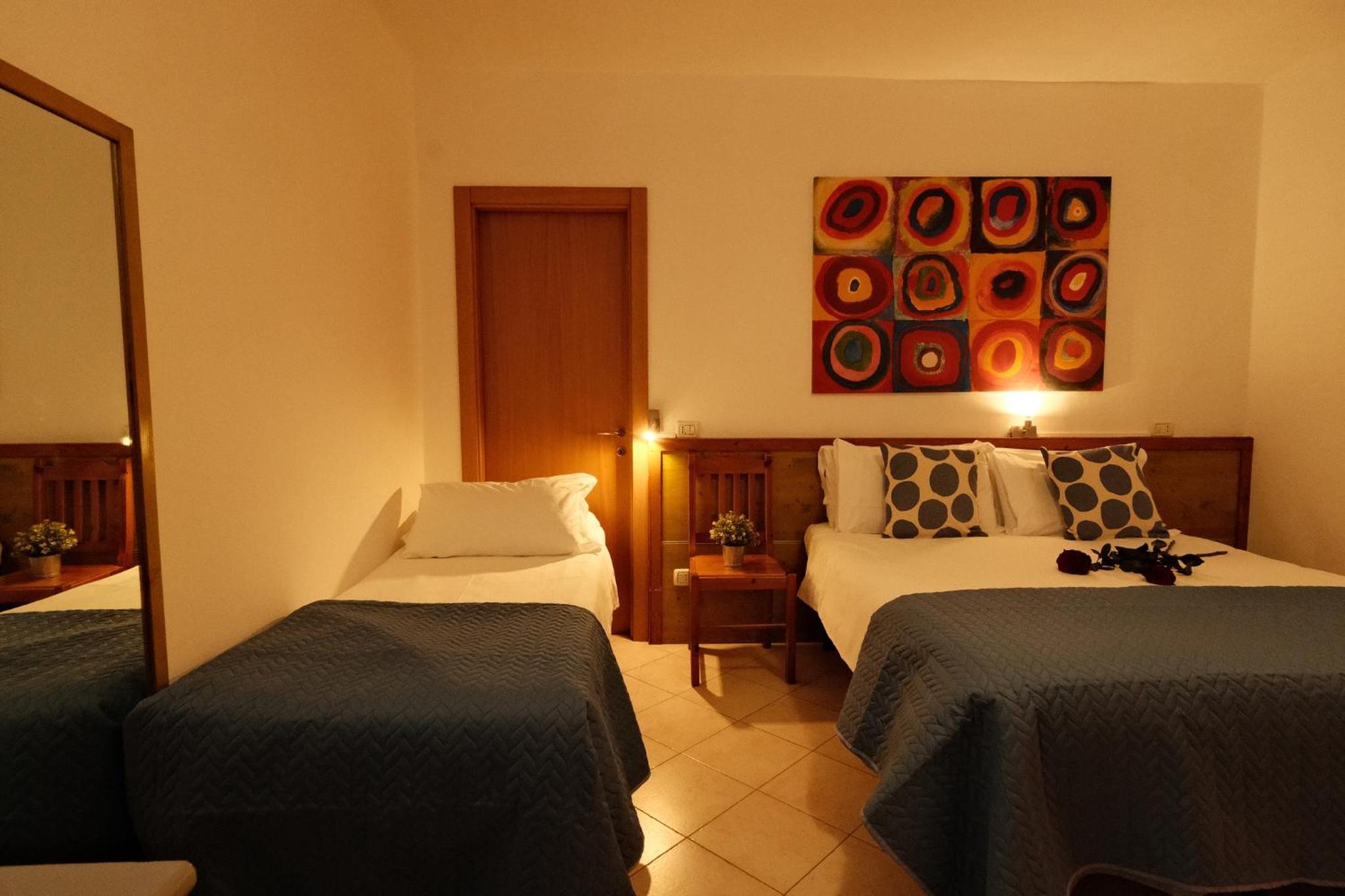 Triple Room - Photo 1