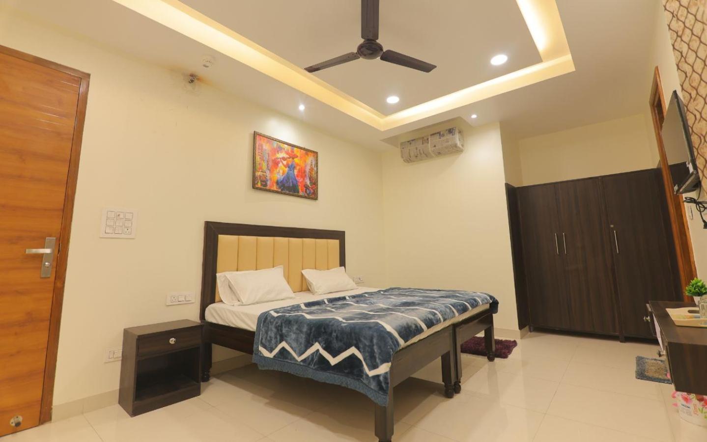 Twin Room - Photo 5