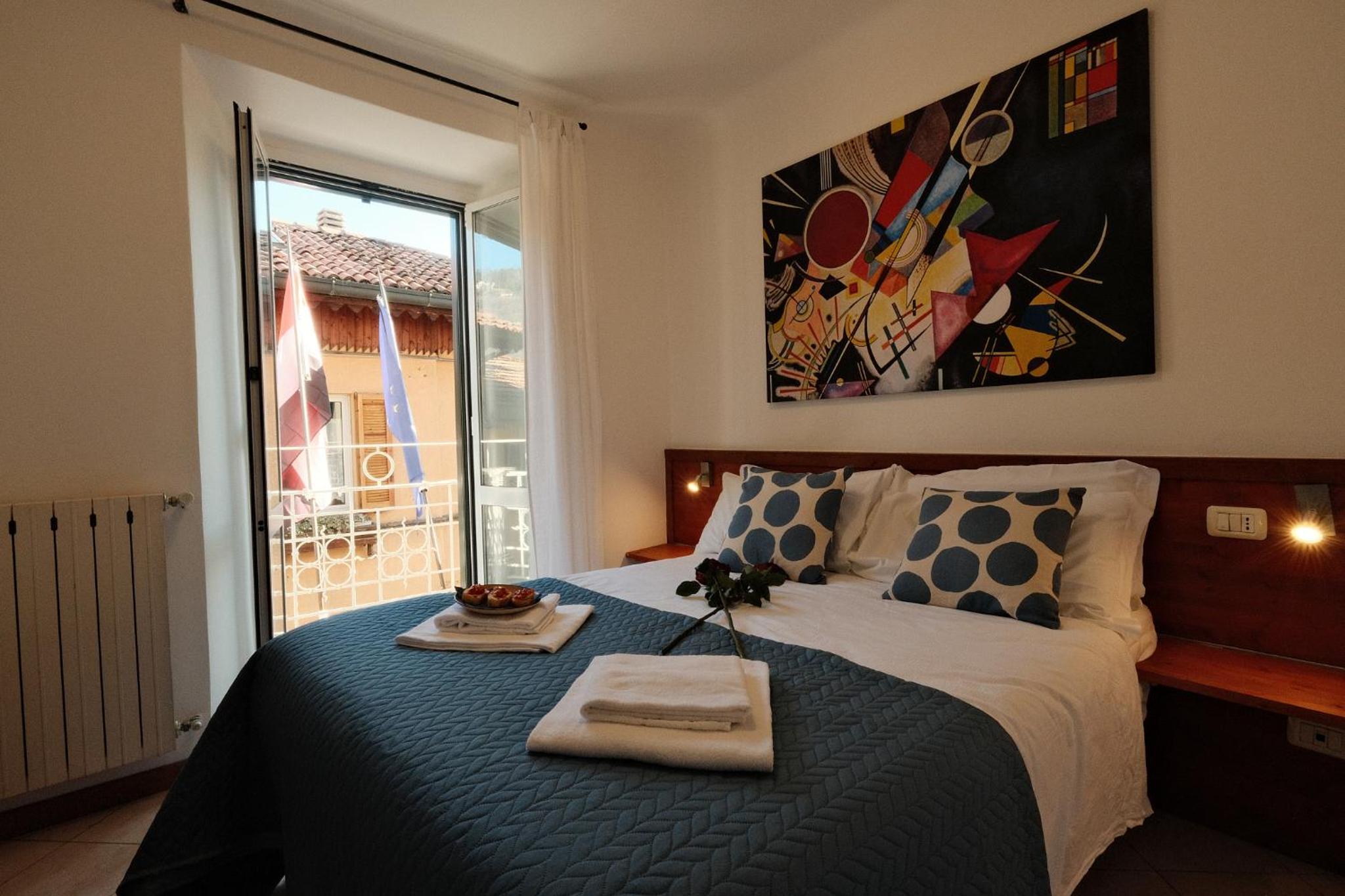 Standard Double Room - Photo 3