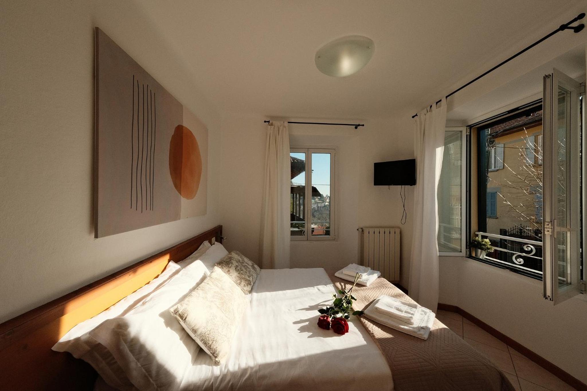 Standard Double Room - Photo 2