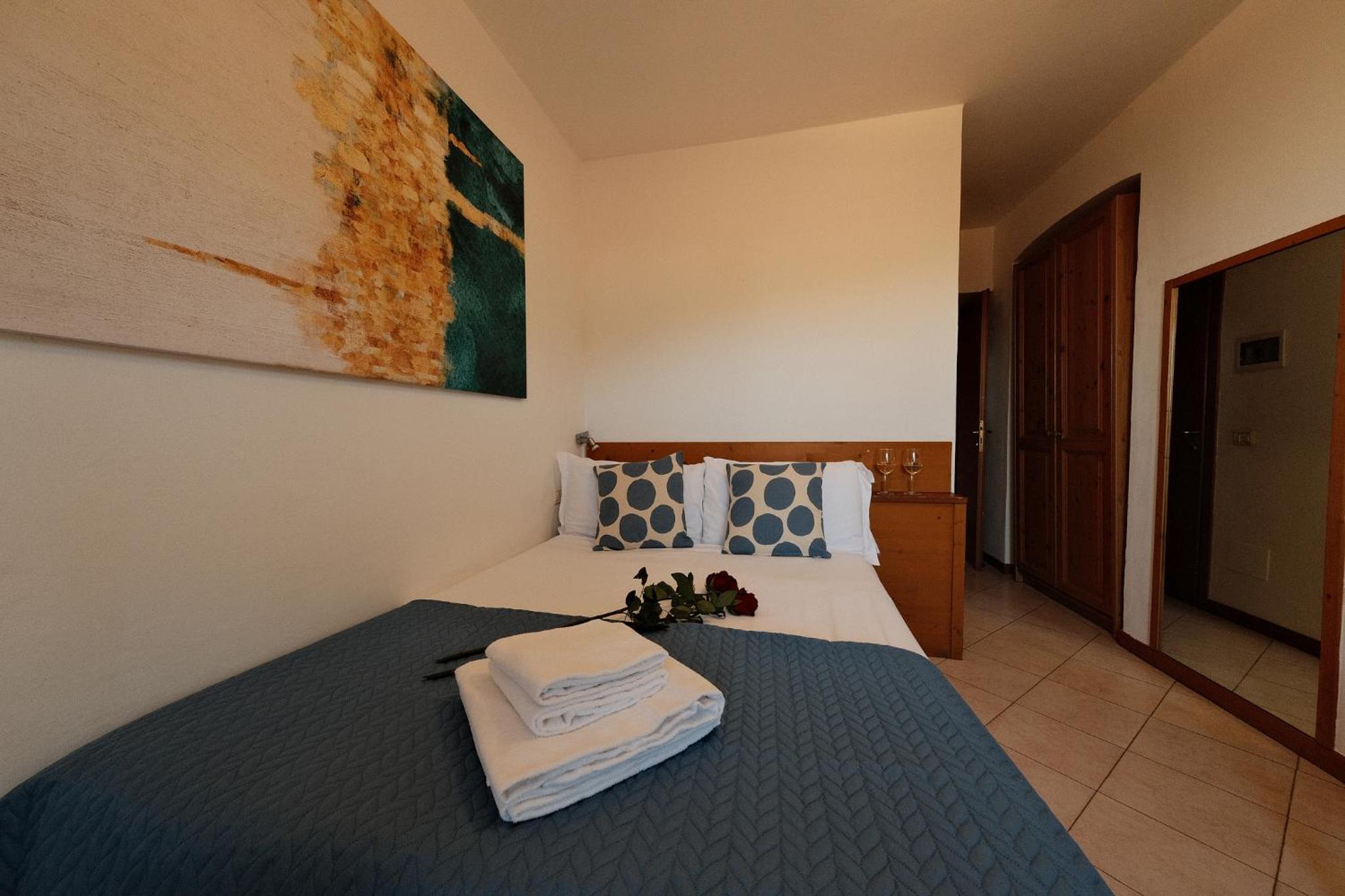 Standard Double Room - Photo 20