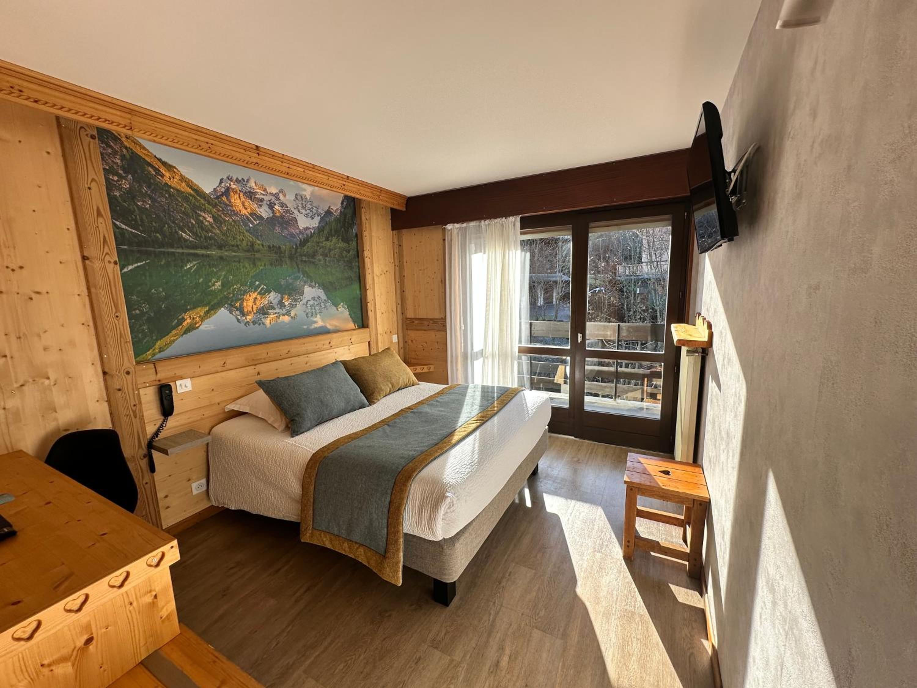 Double Room - Photo 8