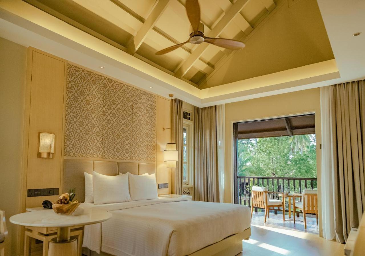 Lakefront Room King - Photo 6