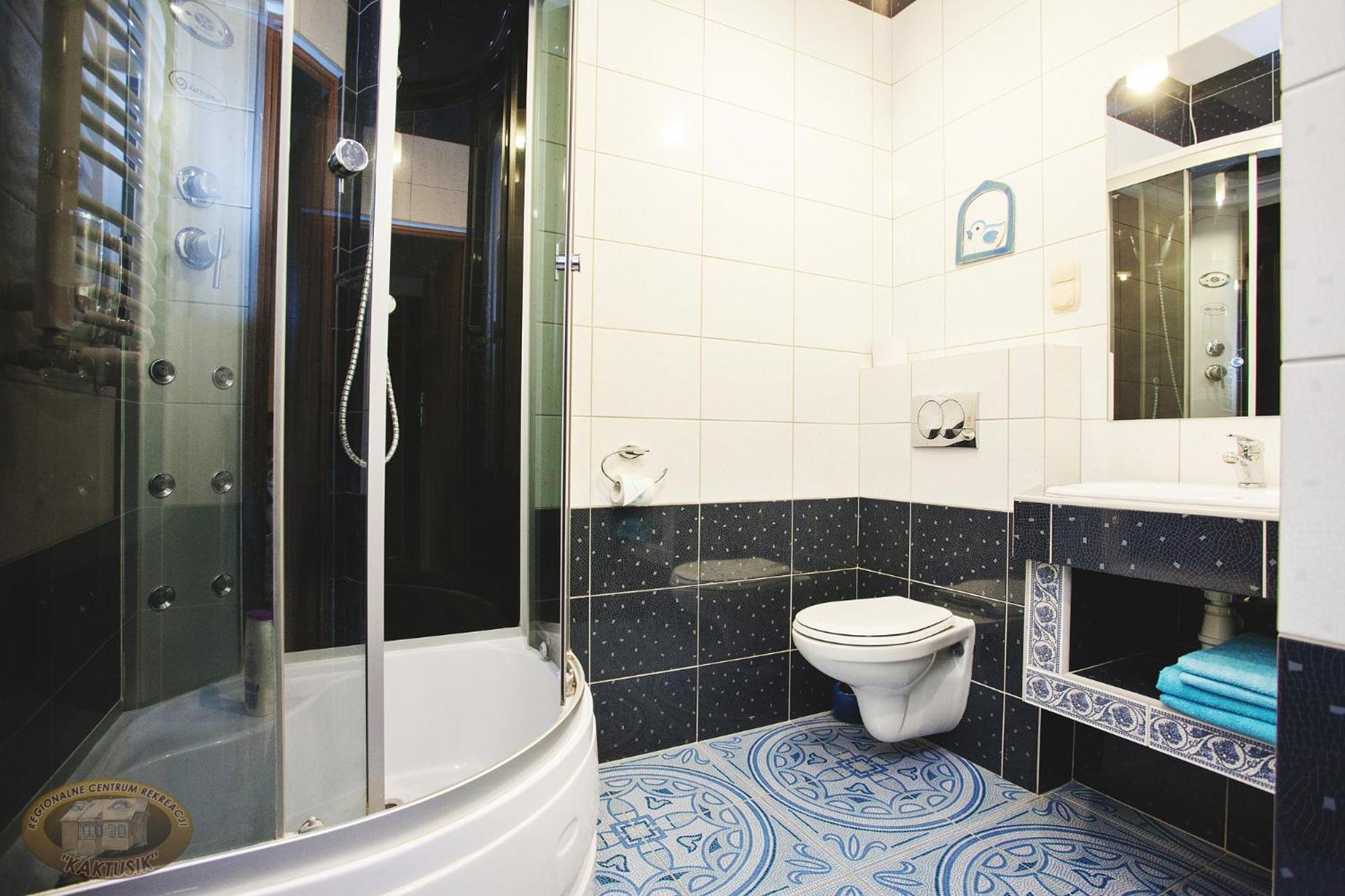 Large Double Room photo 2