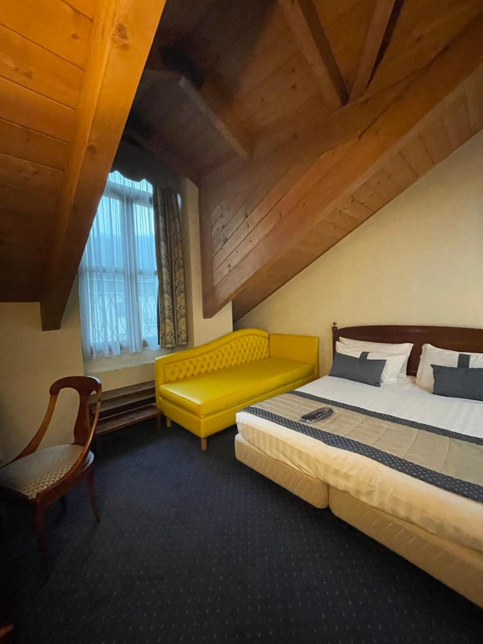Classic Triple Room - Photo 1