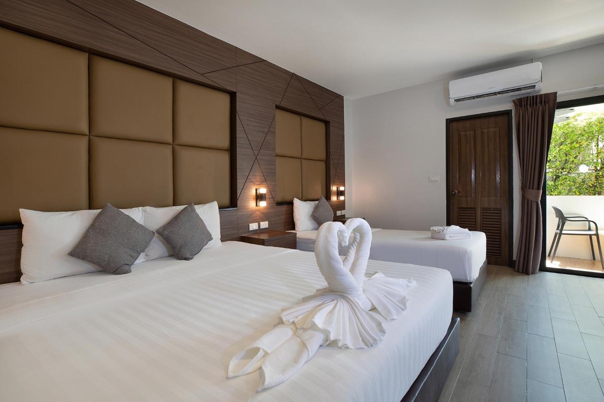 Deluxe Triple Room